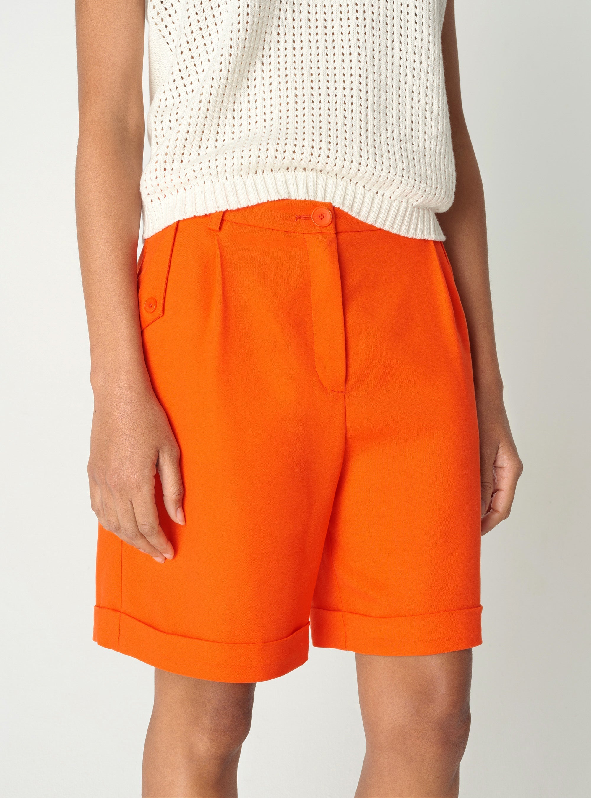 Short Debby acoté