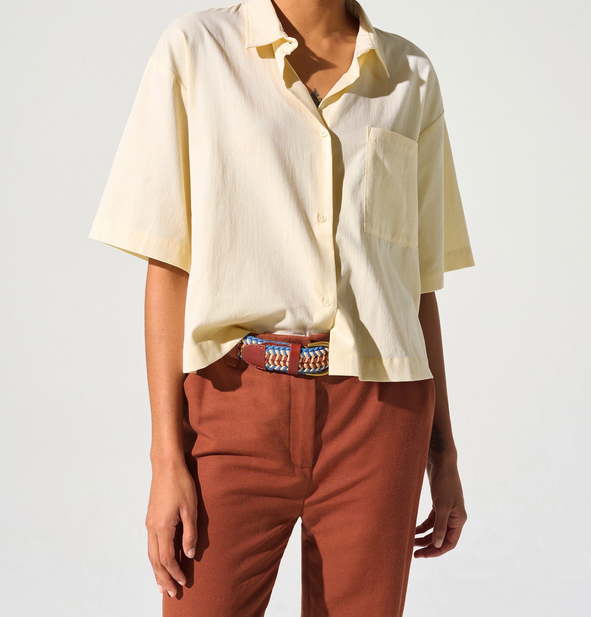 Chemise manches courtes acoté