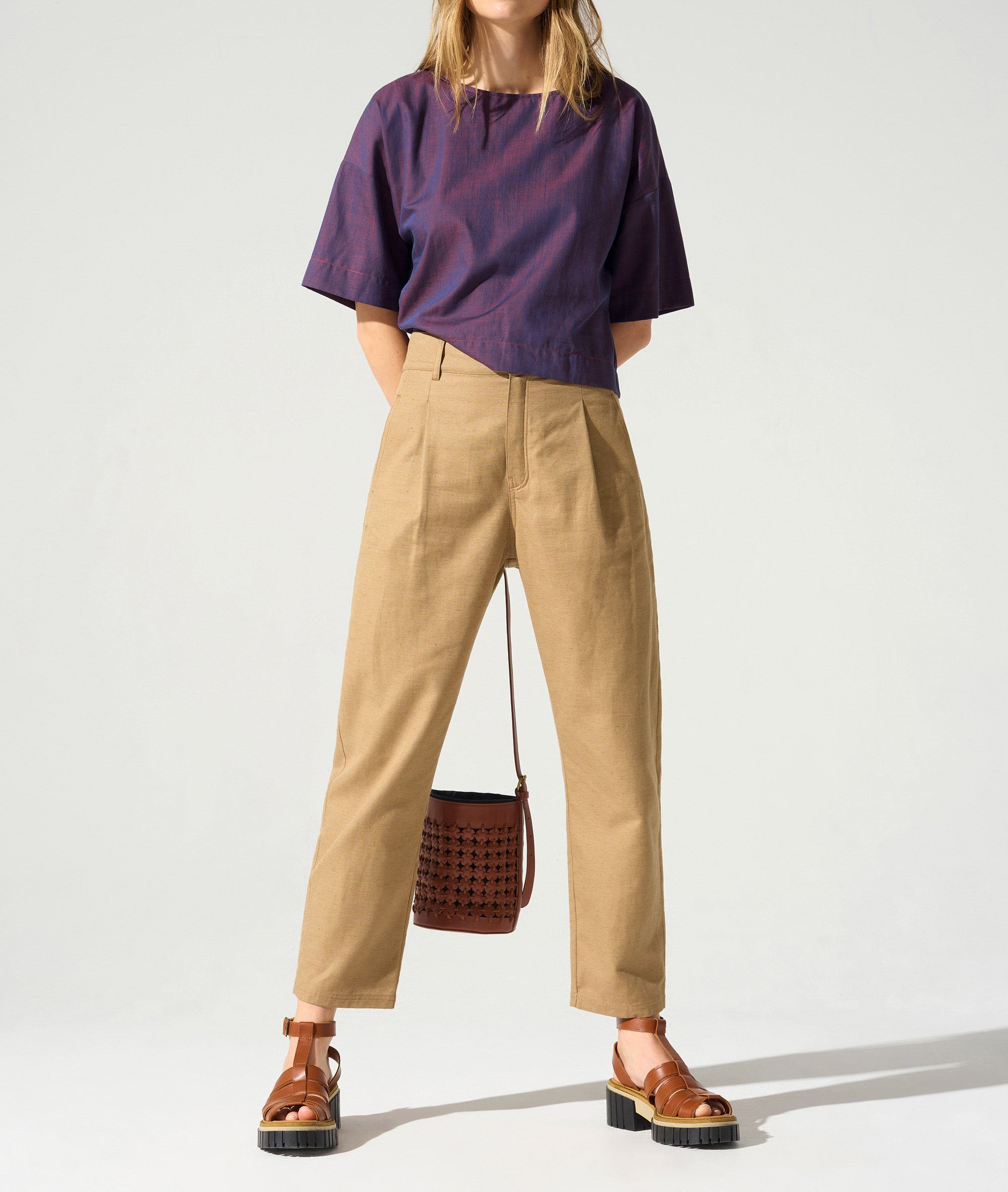 T-shirt coupe droite acoté