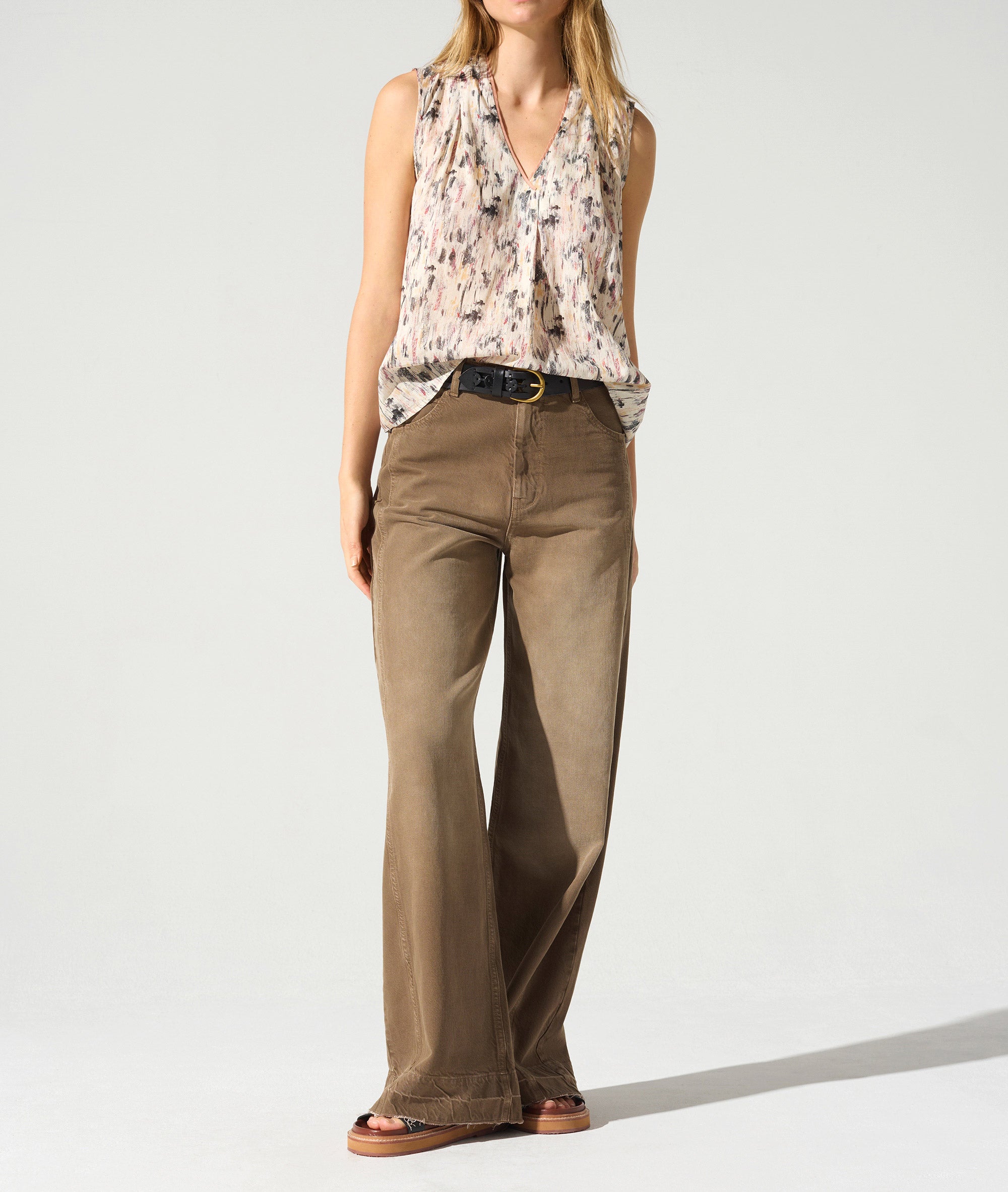 Débardeur encolure V acoté