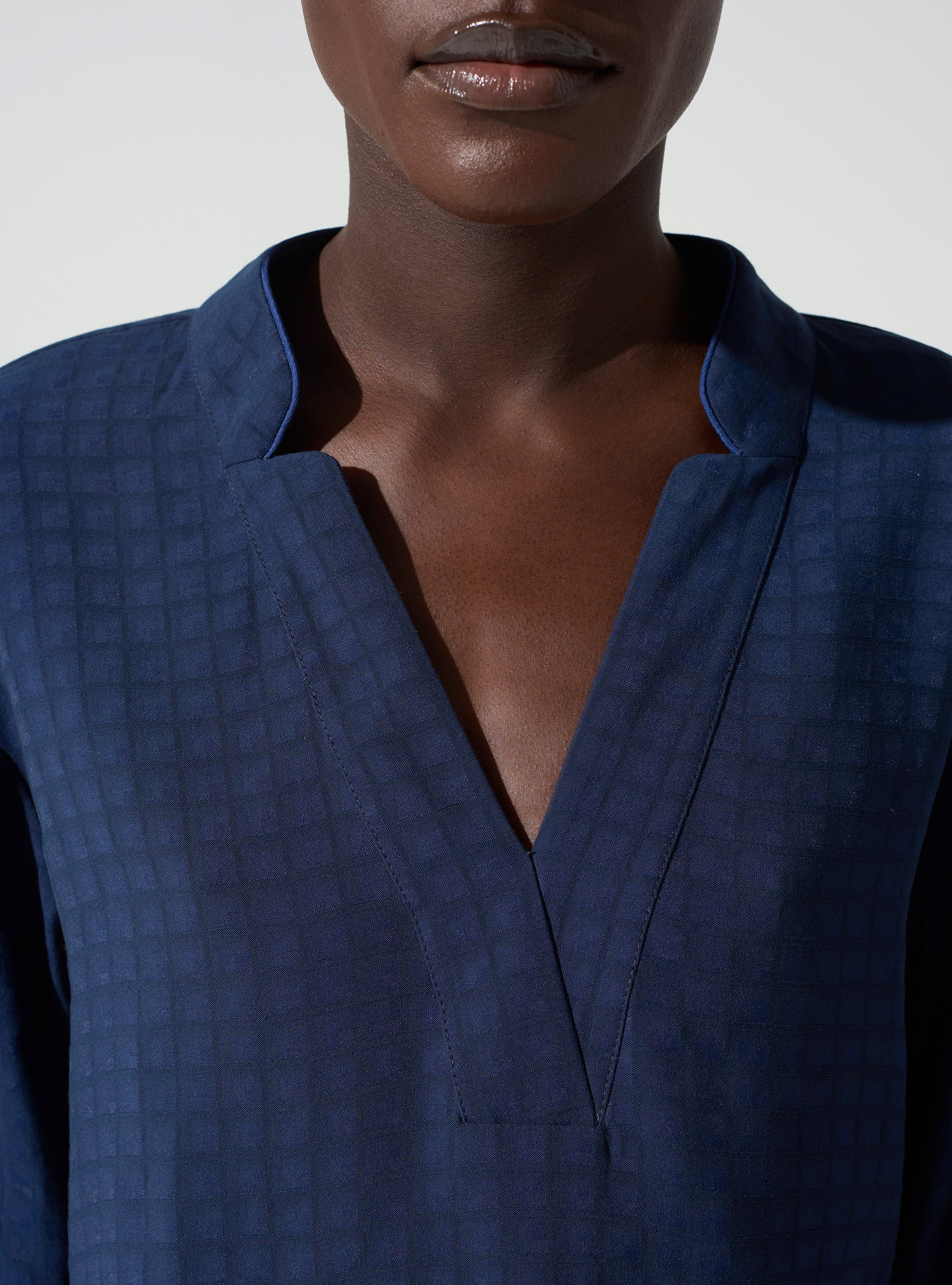 Gerade geschnittene Bluse