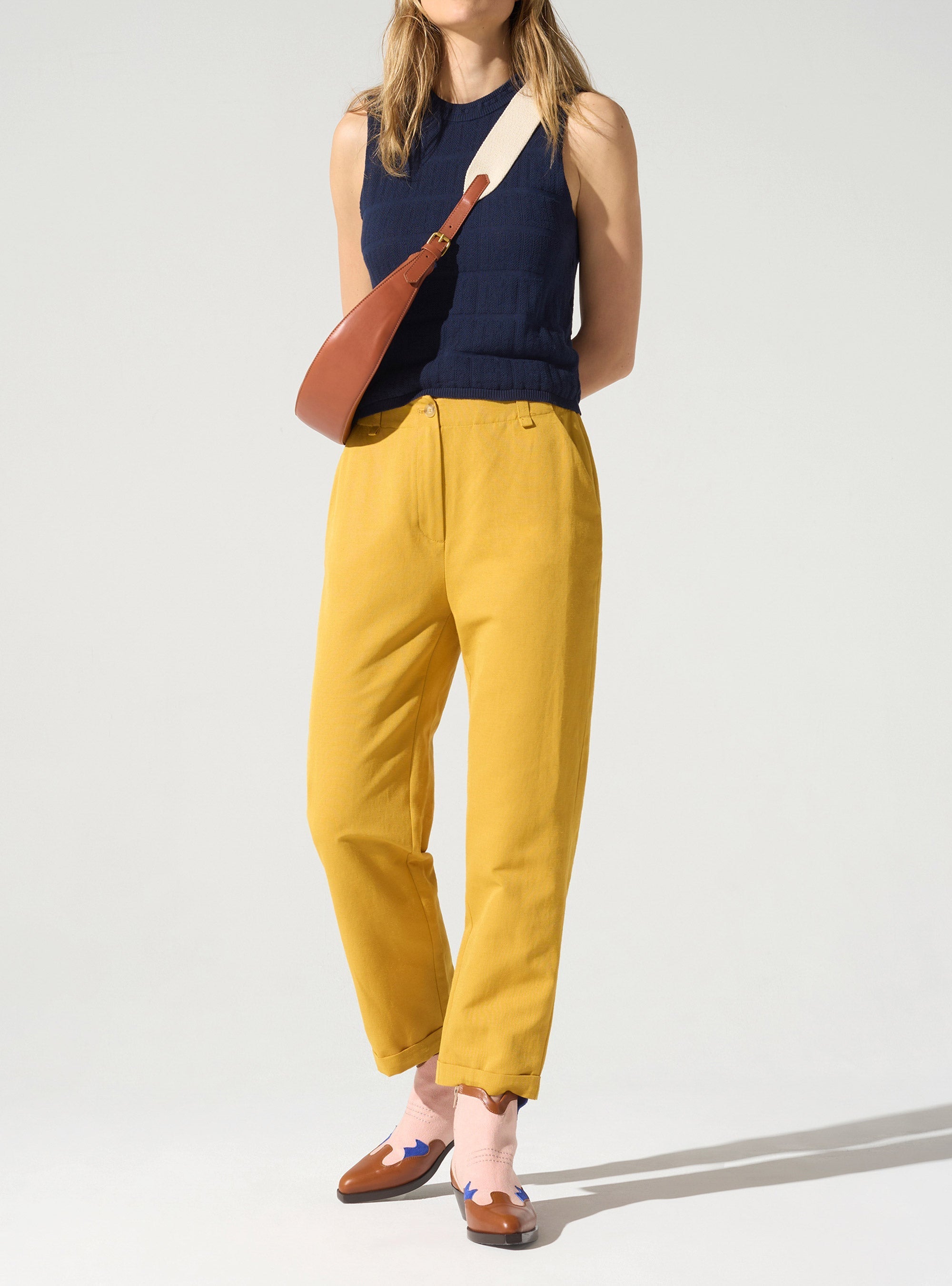 Pantalon carotte acoté
