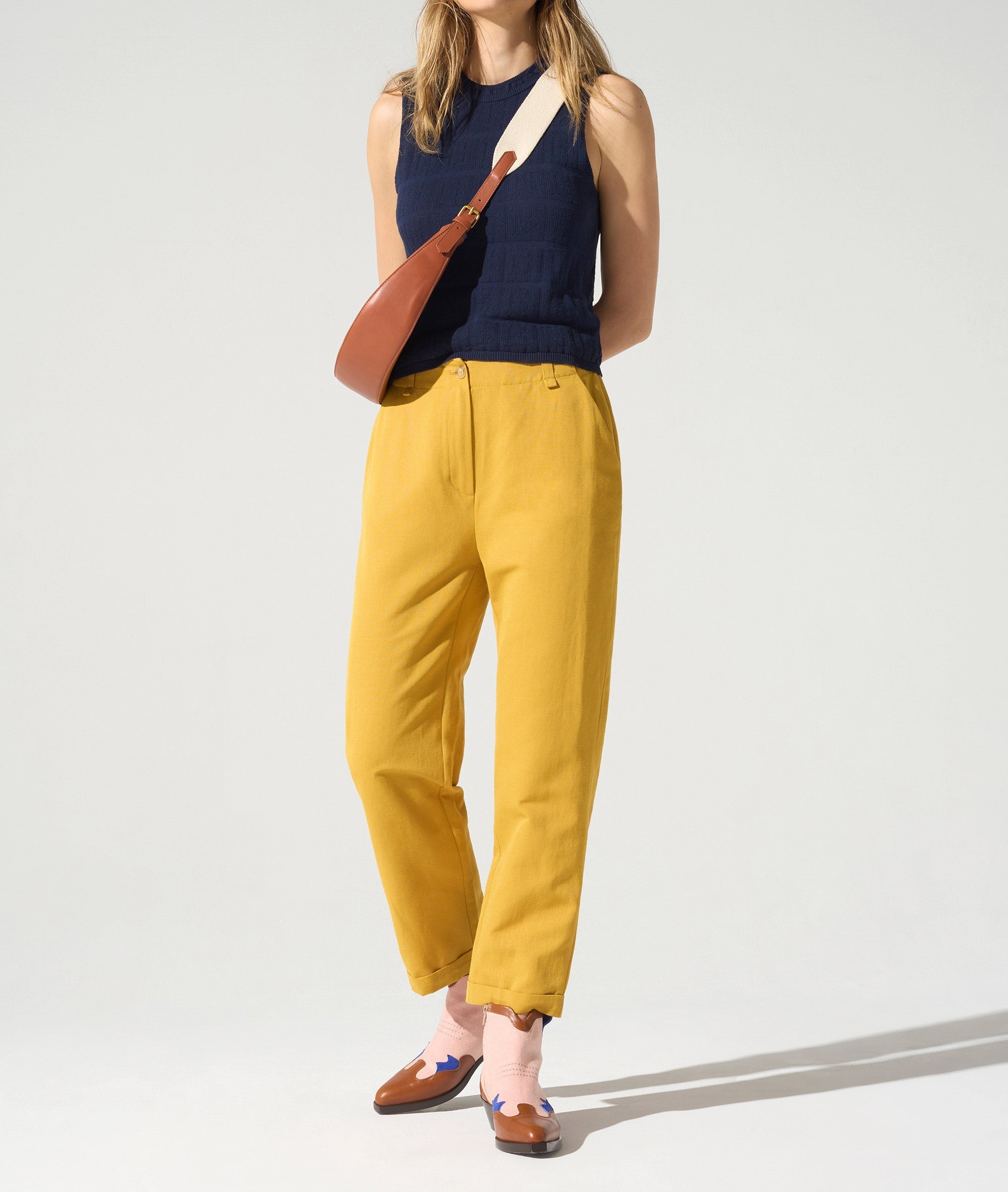 Pantalon carotte acoté