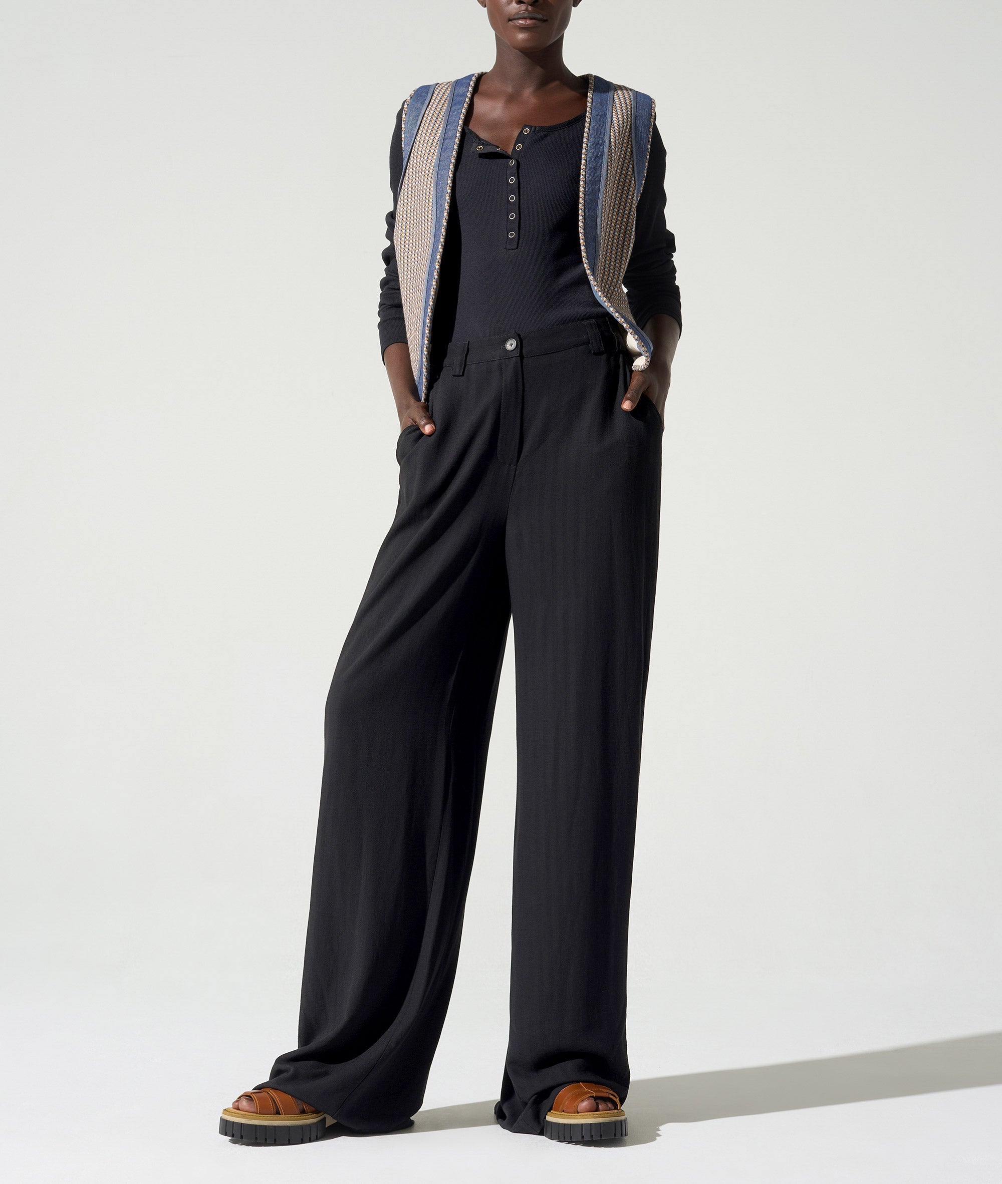 Pantalon tailleur acoté