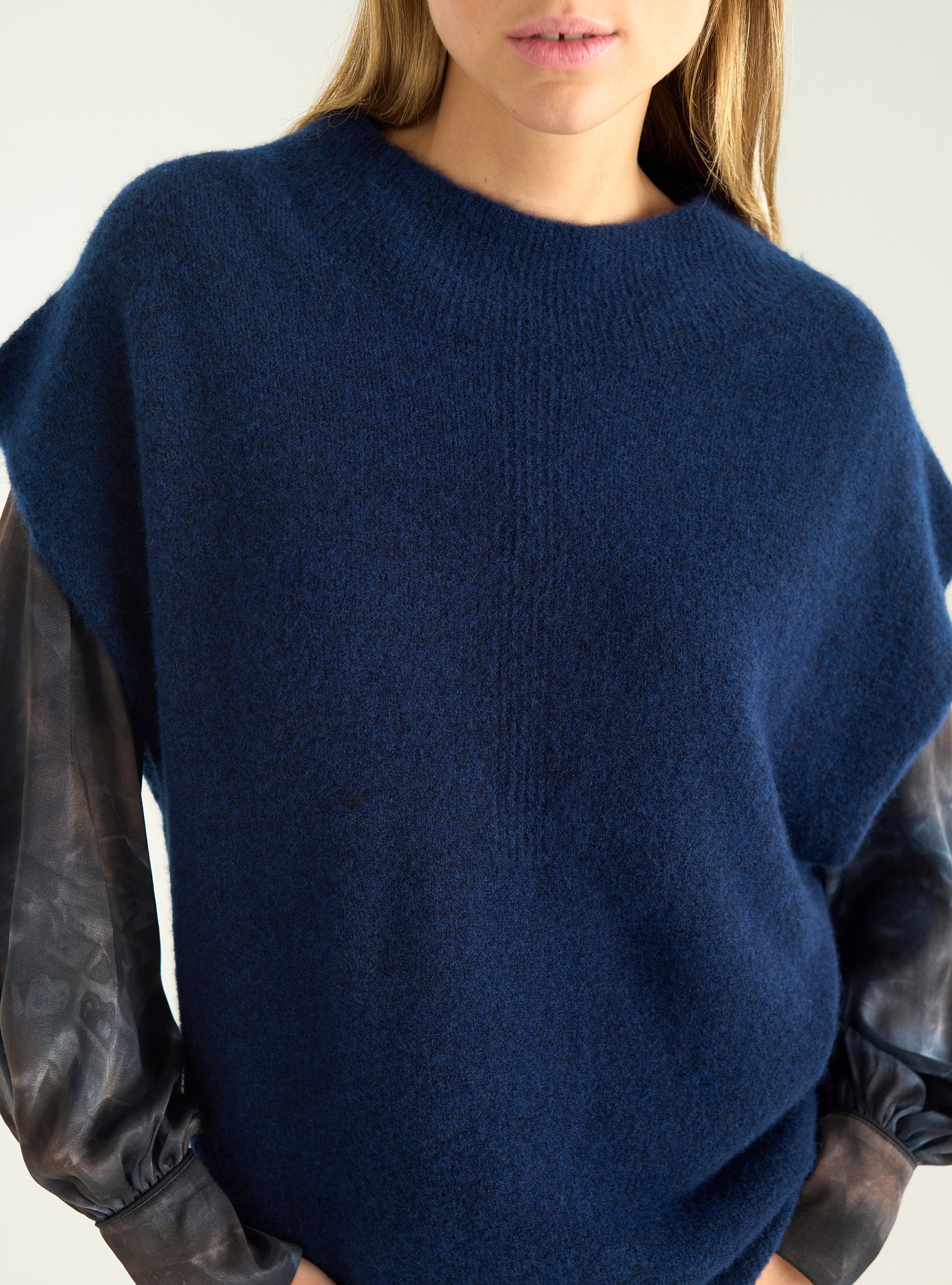 Pull sans manches oversize