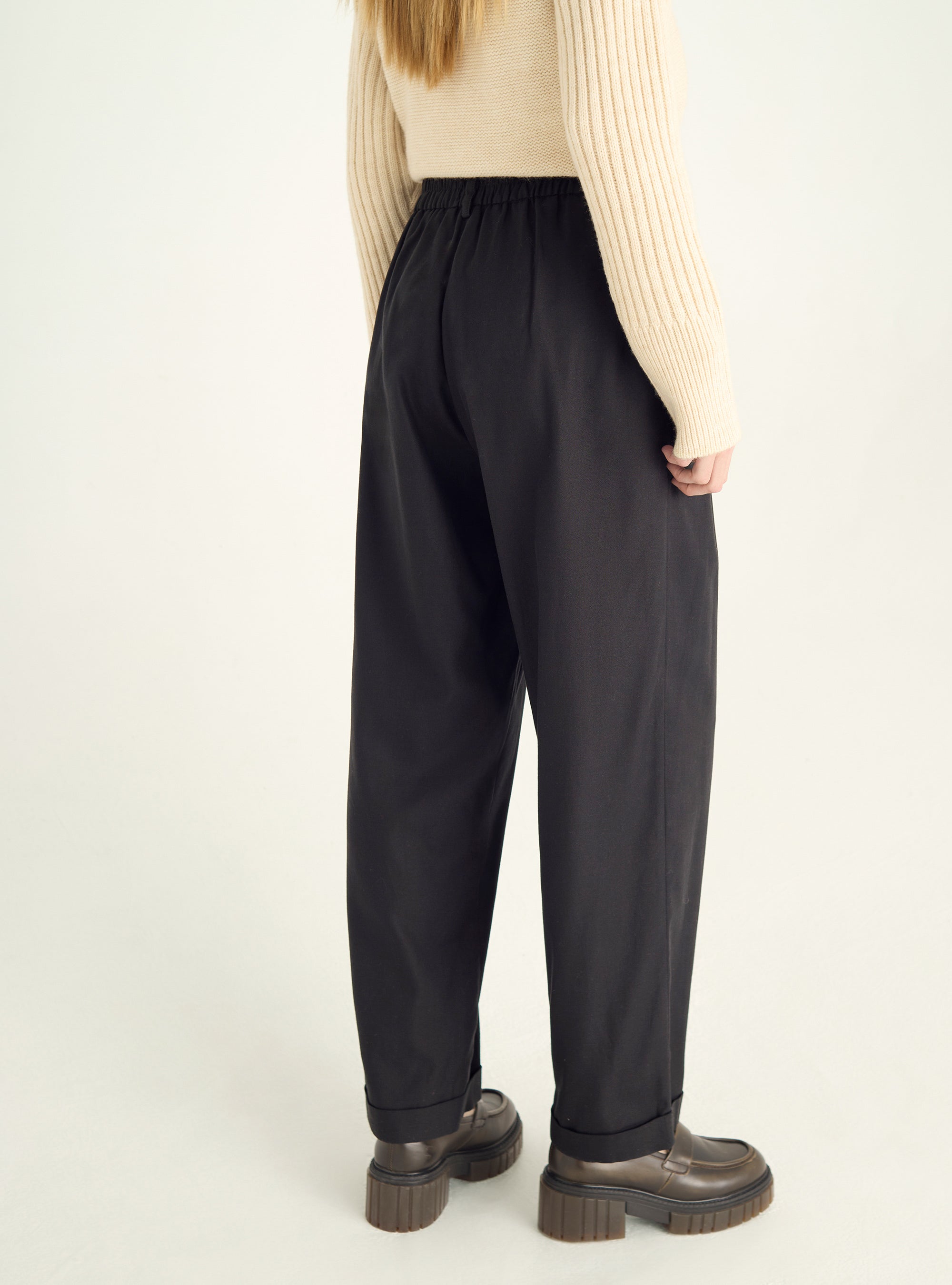 Pantalon large chevronné