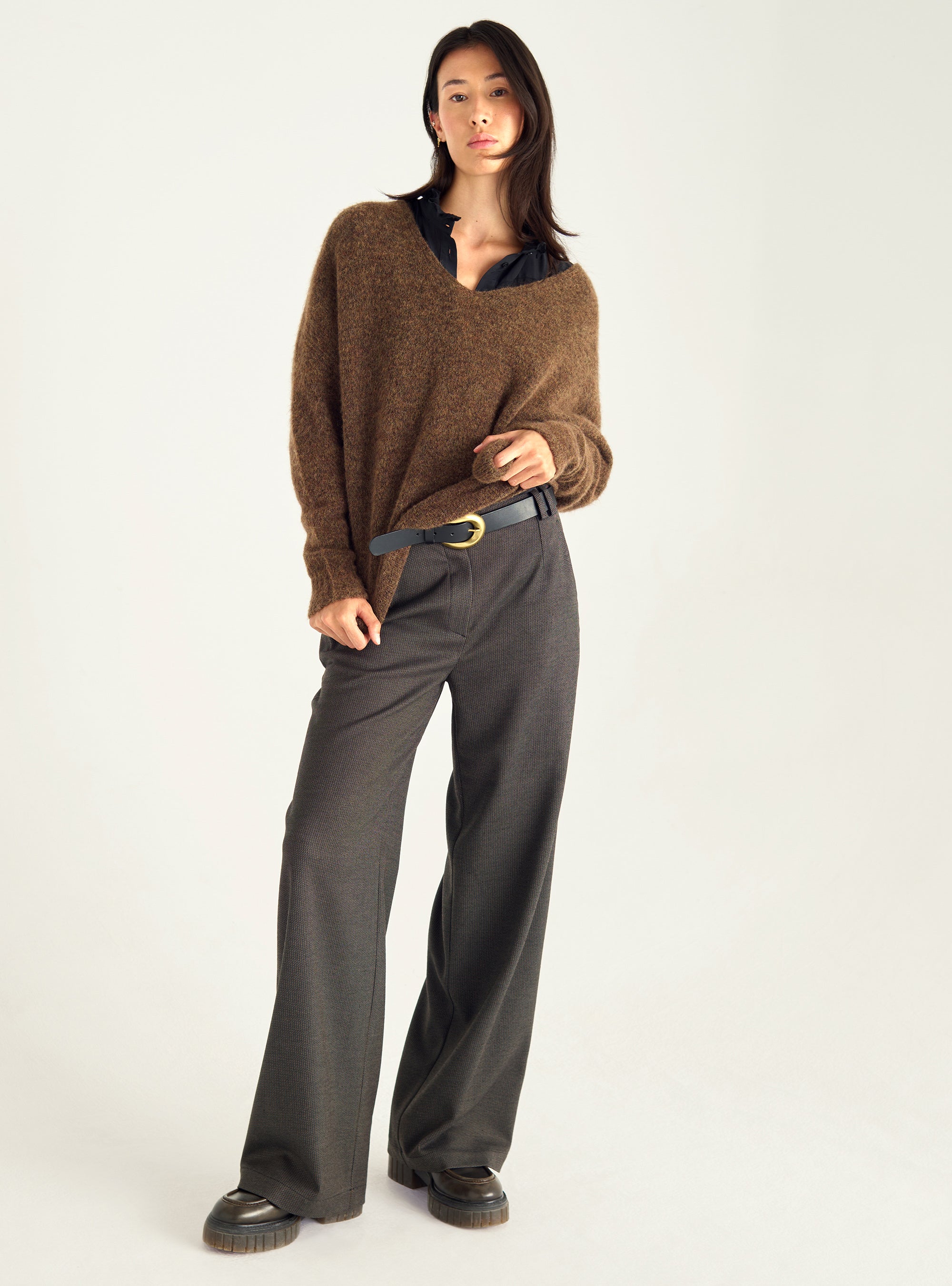 Hose mit hohem Bund und weitem Bein
