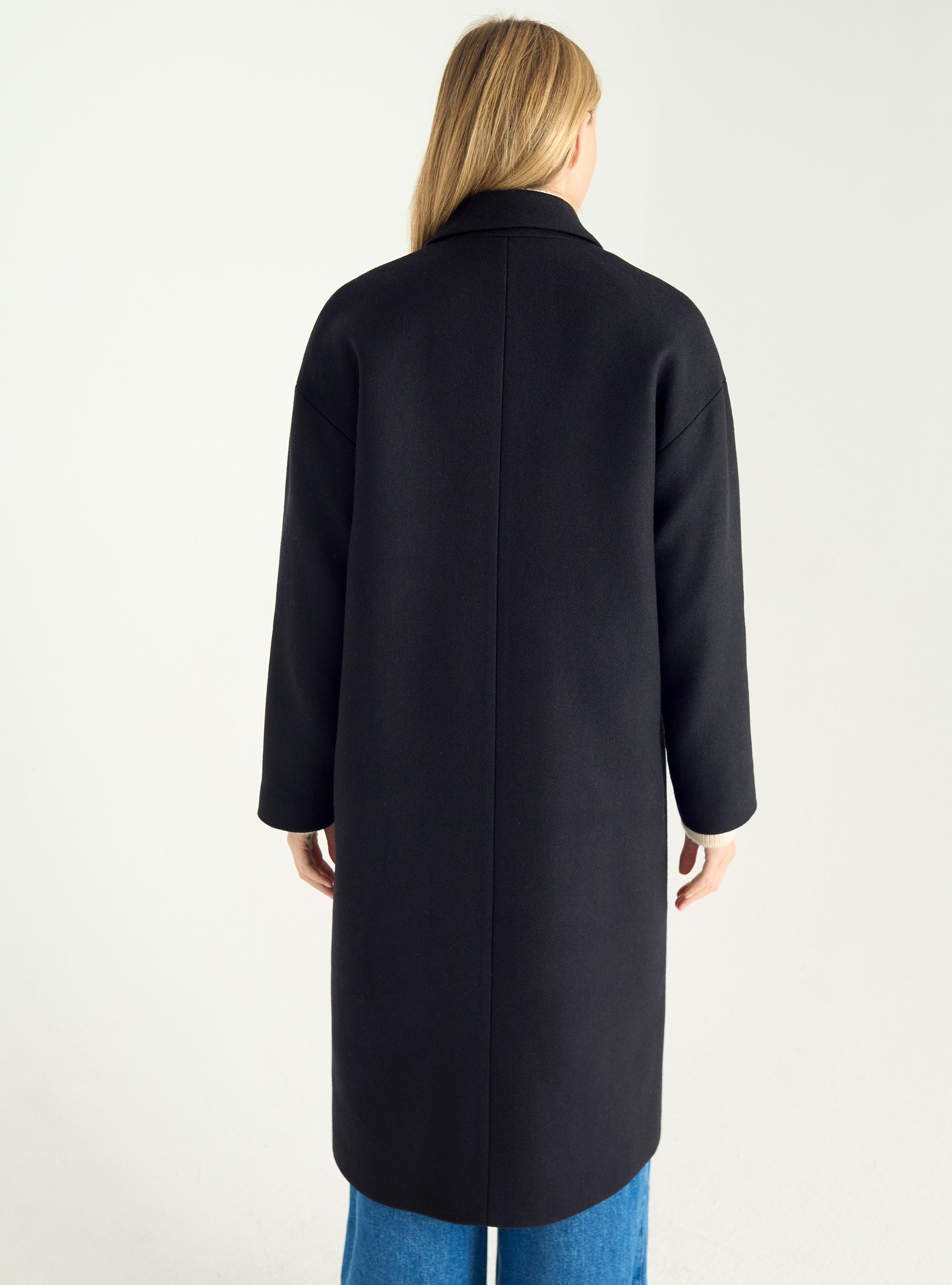 Manteau long croisé en drap de laine recyclée