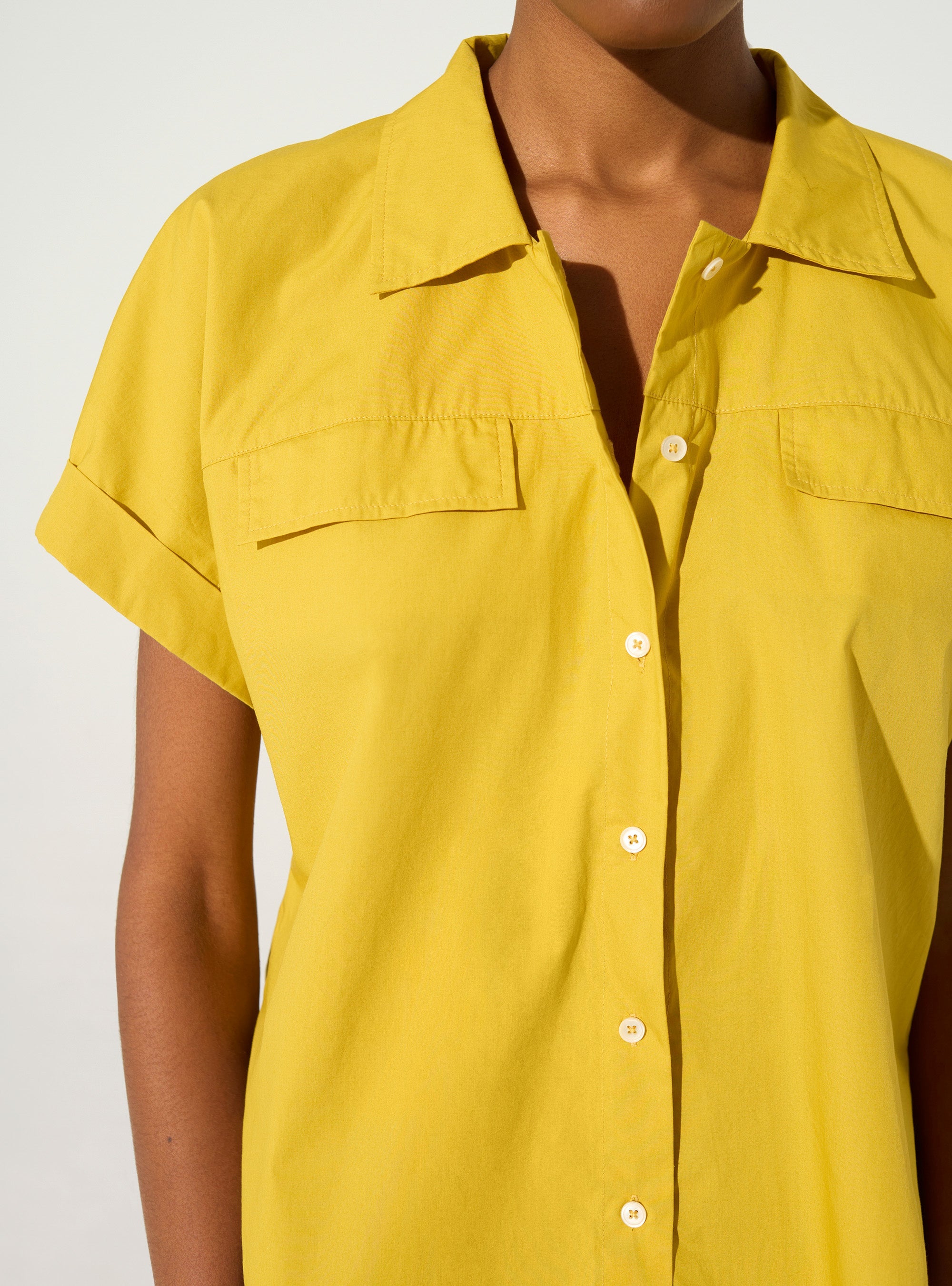 Chemise oversize en coton biologique jaune acoté