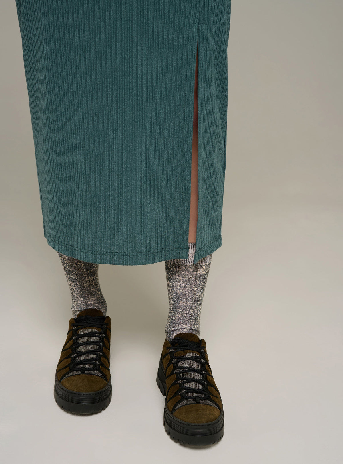 Robe longue en maille tricotée en France acoté