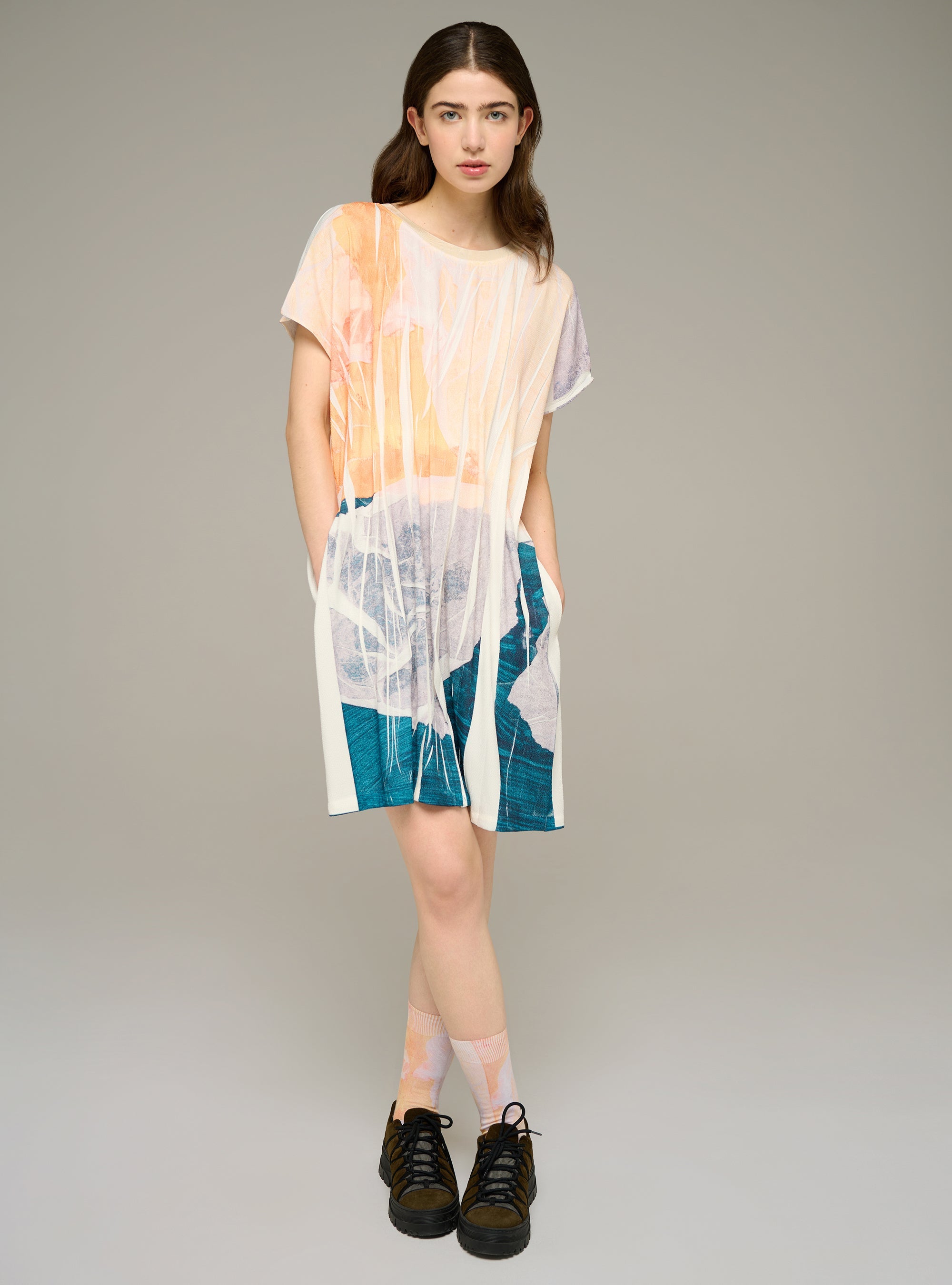 Robe courte cintrée imprimée acoté