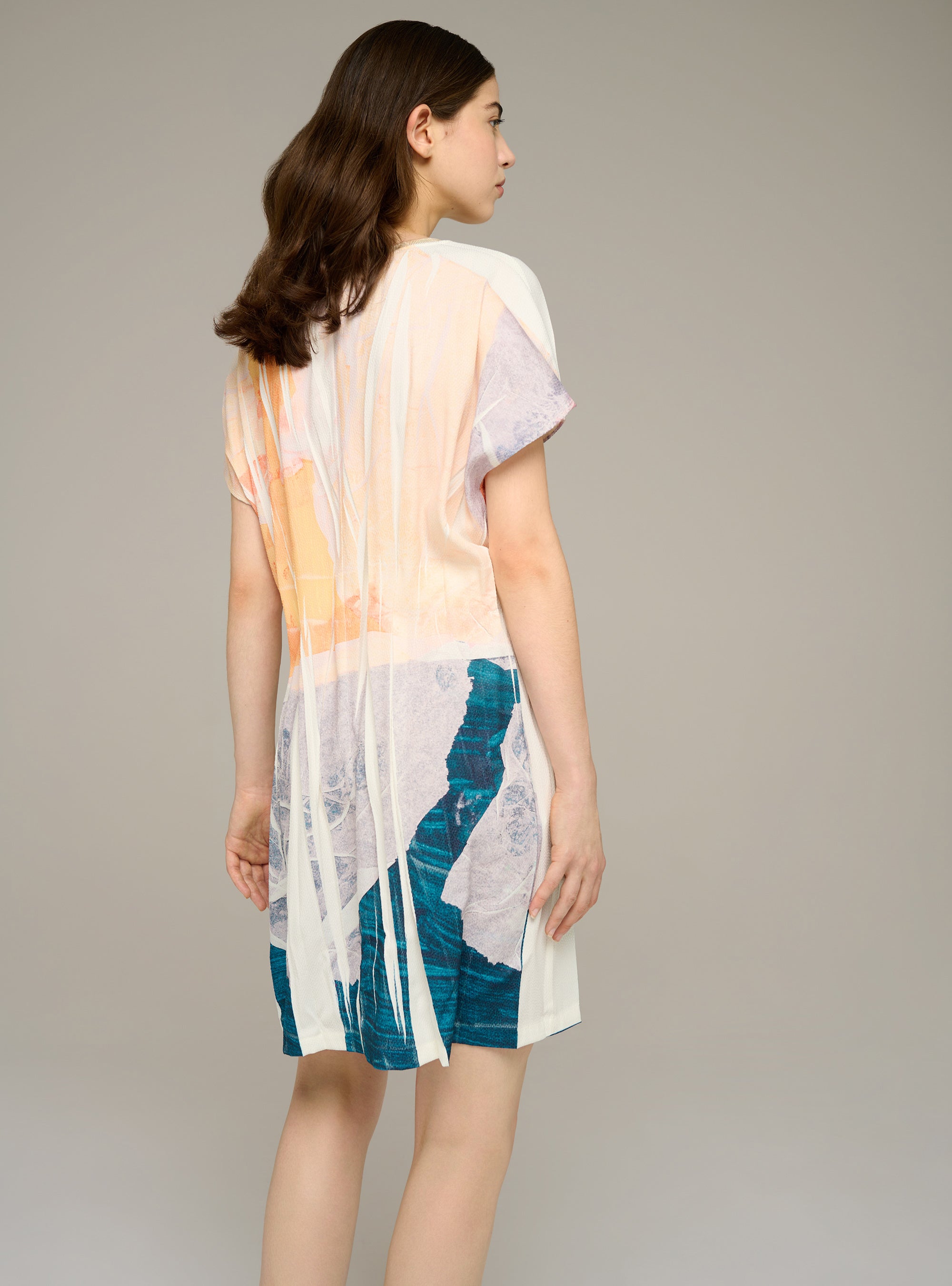 Robe courte cintrée imprimée acoté