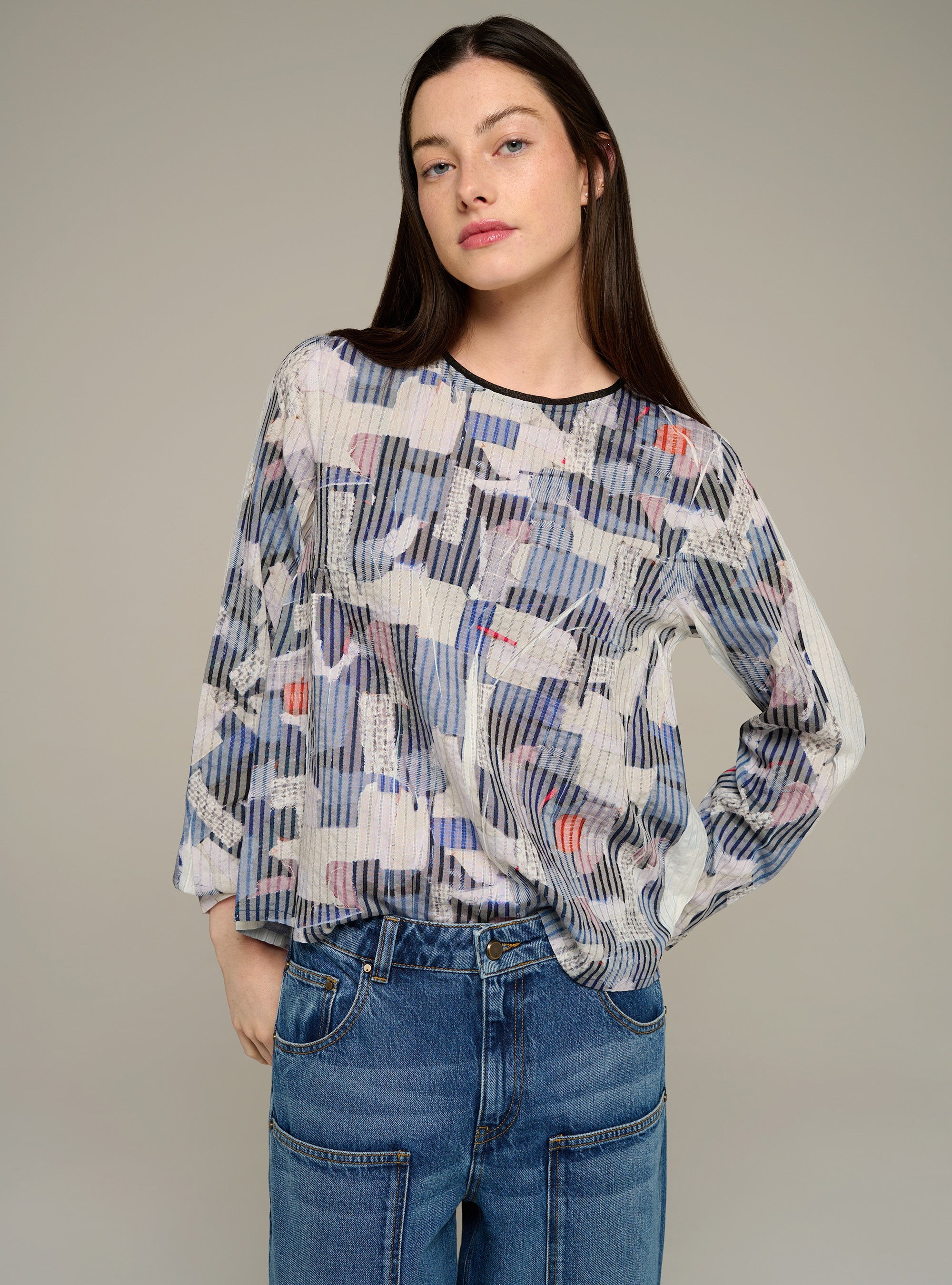 Blouse col rond ajustée manches longues imprimée acoté