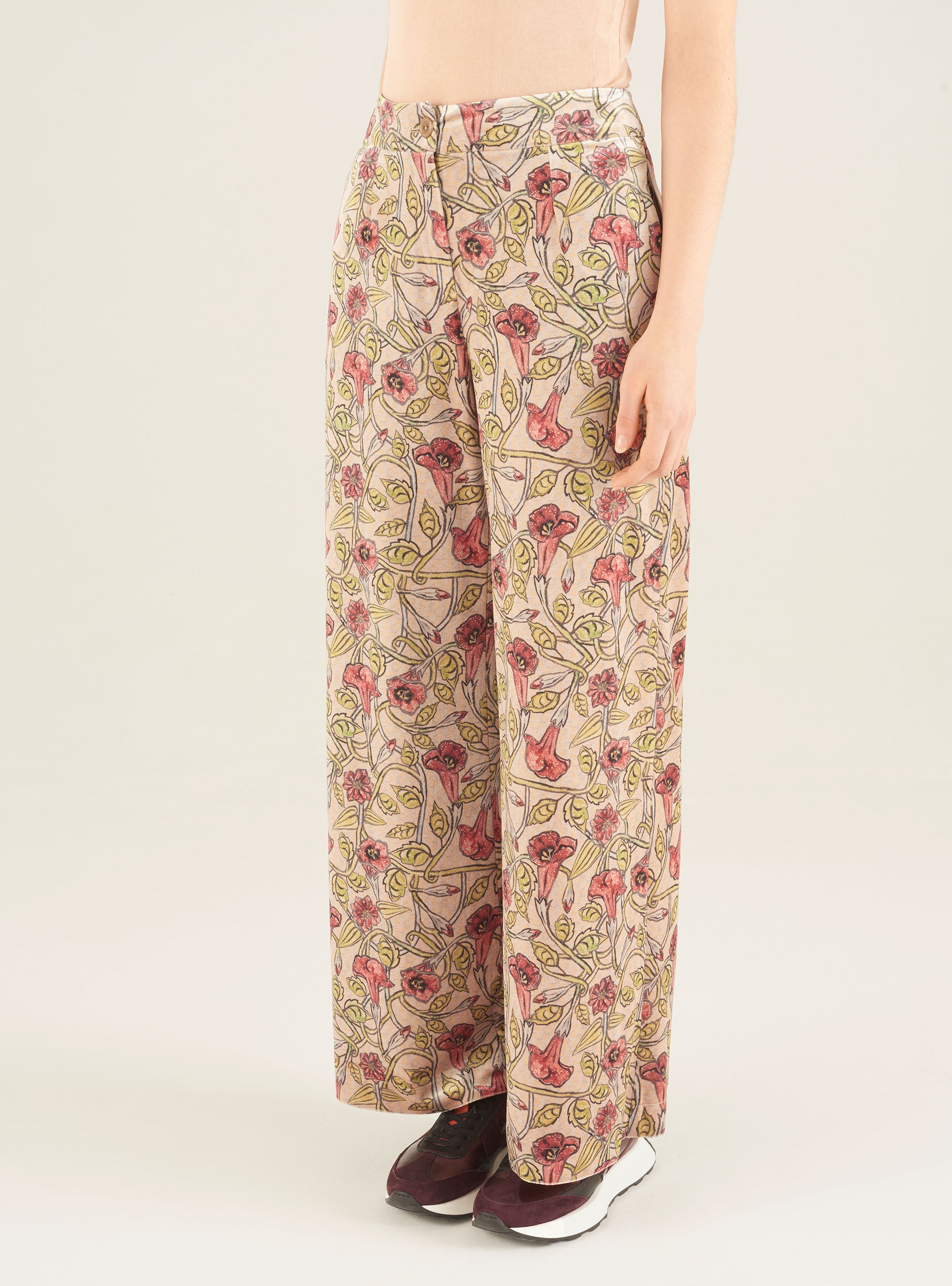 Hose mit weitem Bein