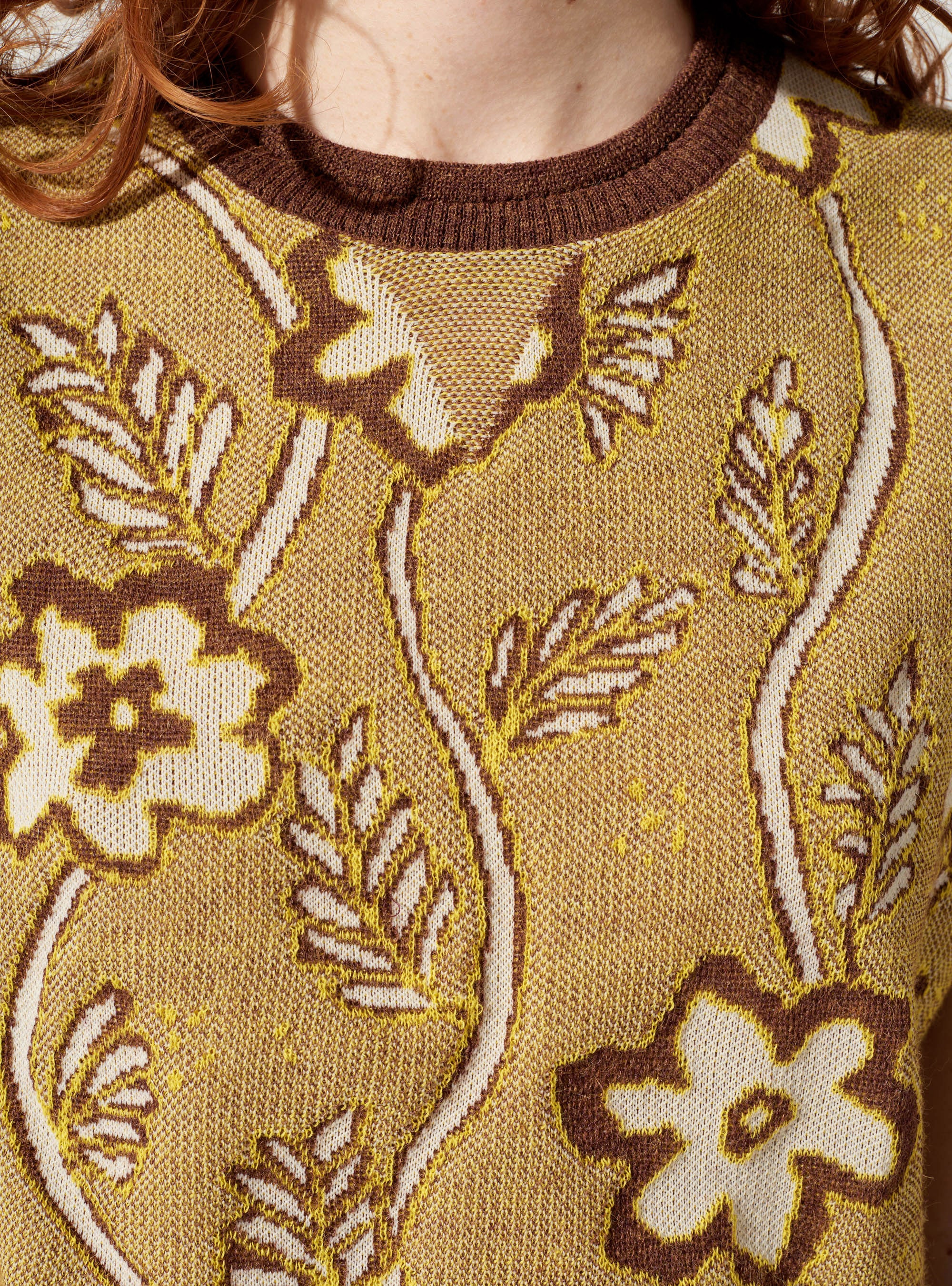 Sleeveless sweater
