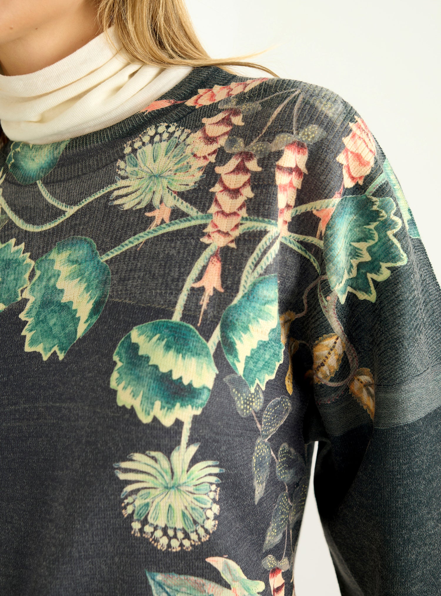 Pull sublimé à l’aquarelle