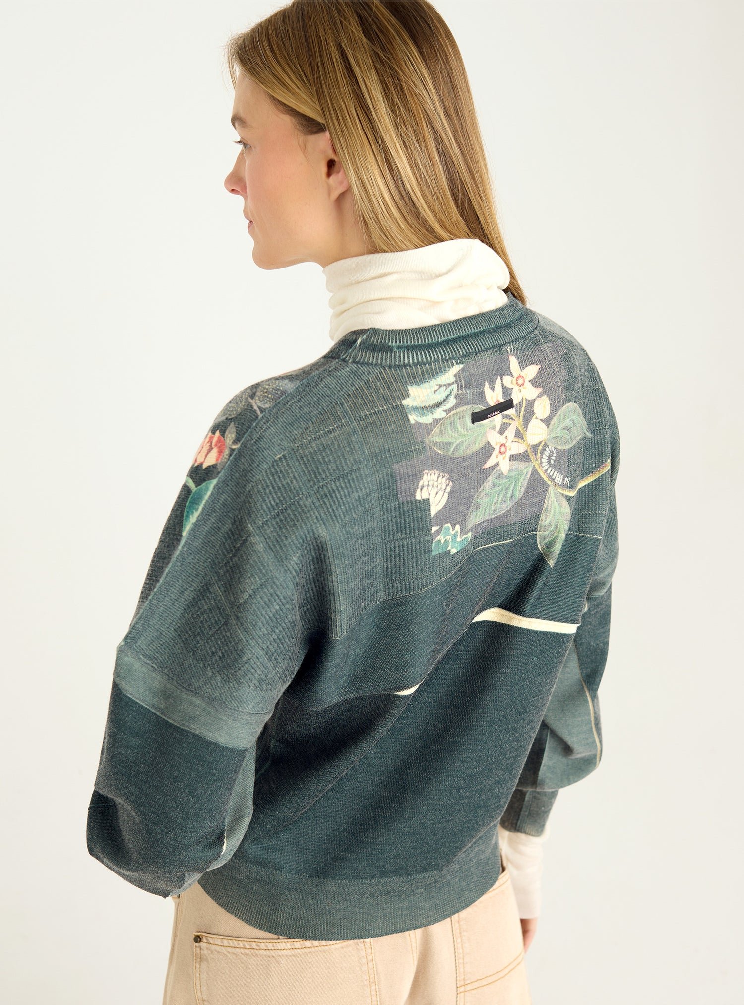 Pull sublimé à l’aquarelle