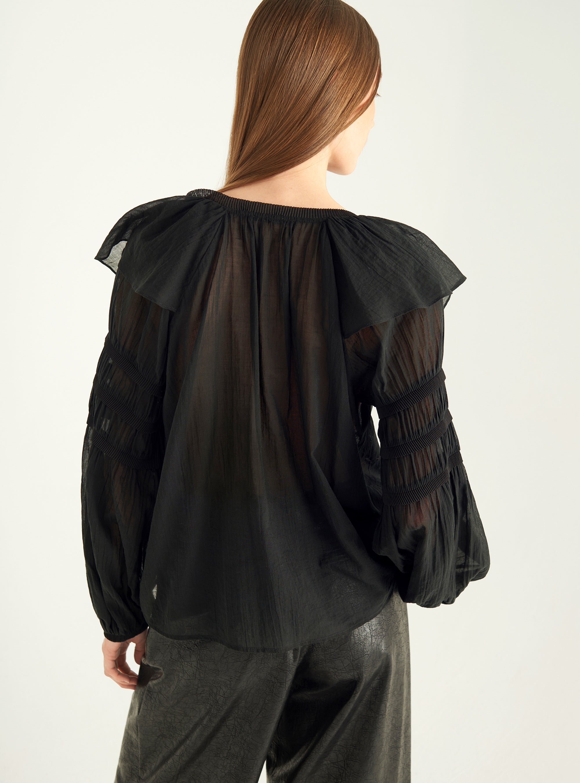 Blouse en voile plissé