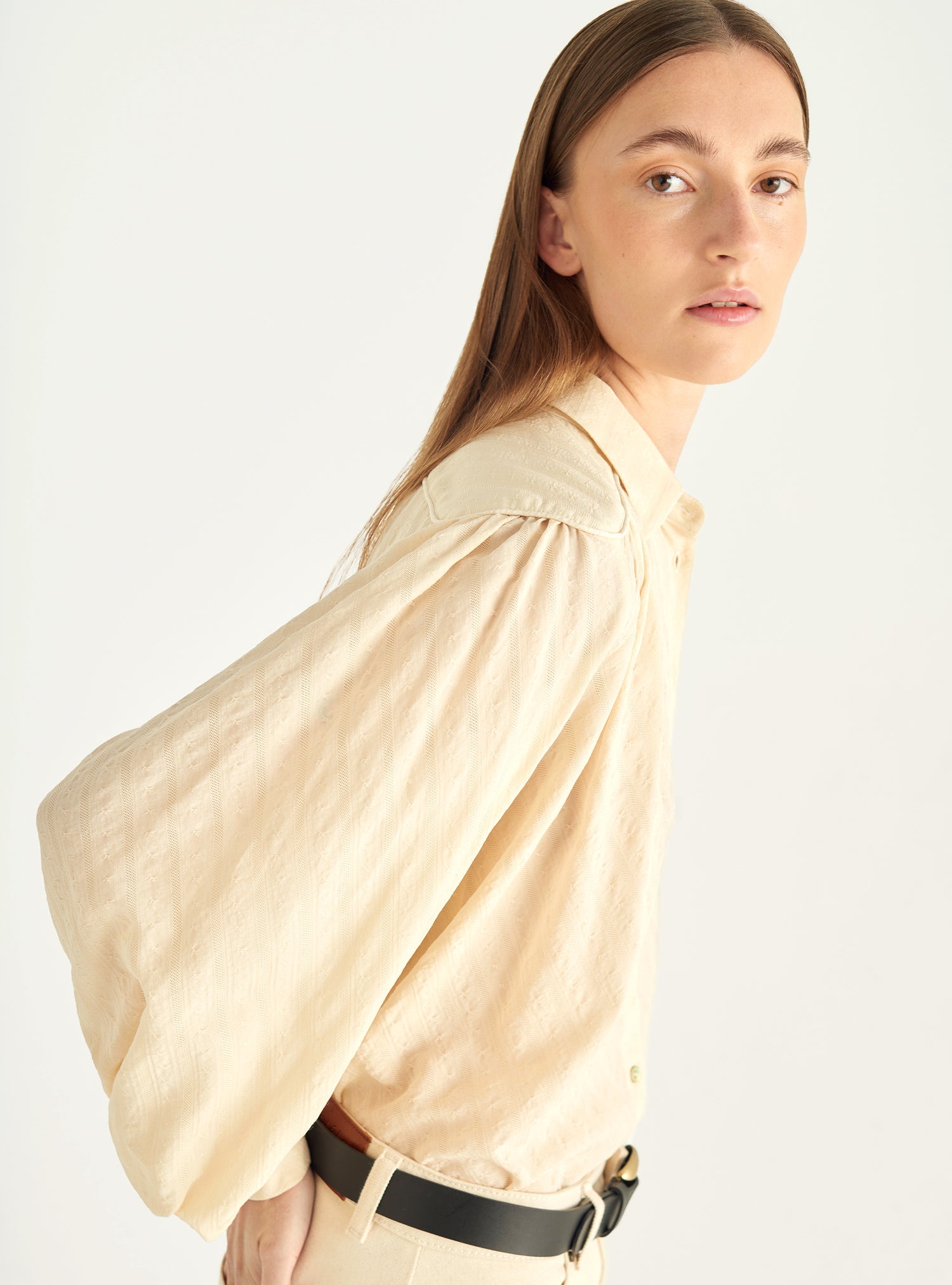 Blouse romantique en laine et soie