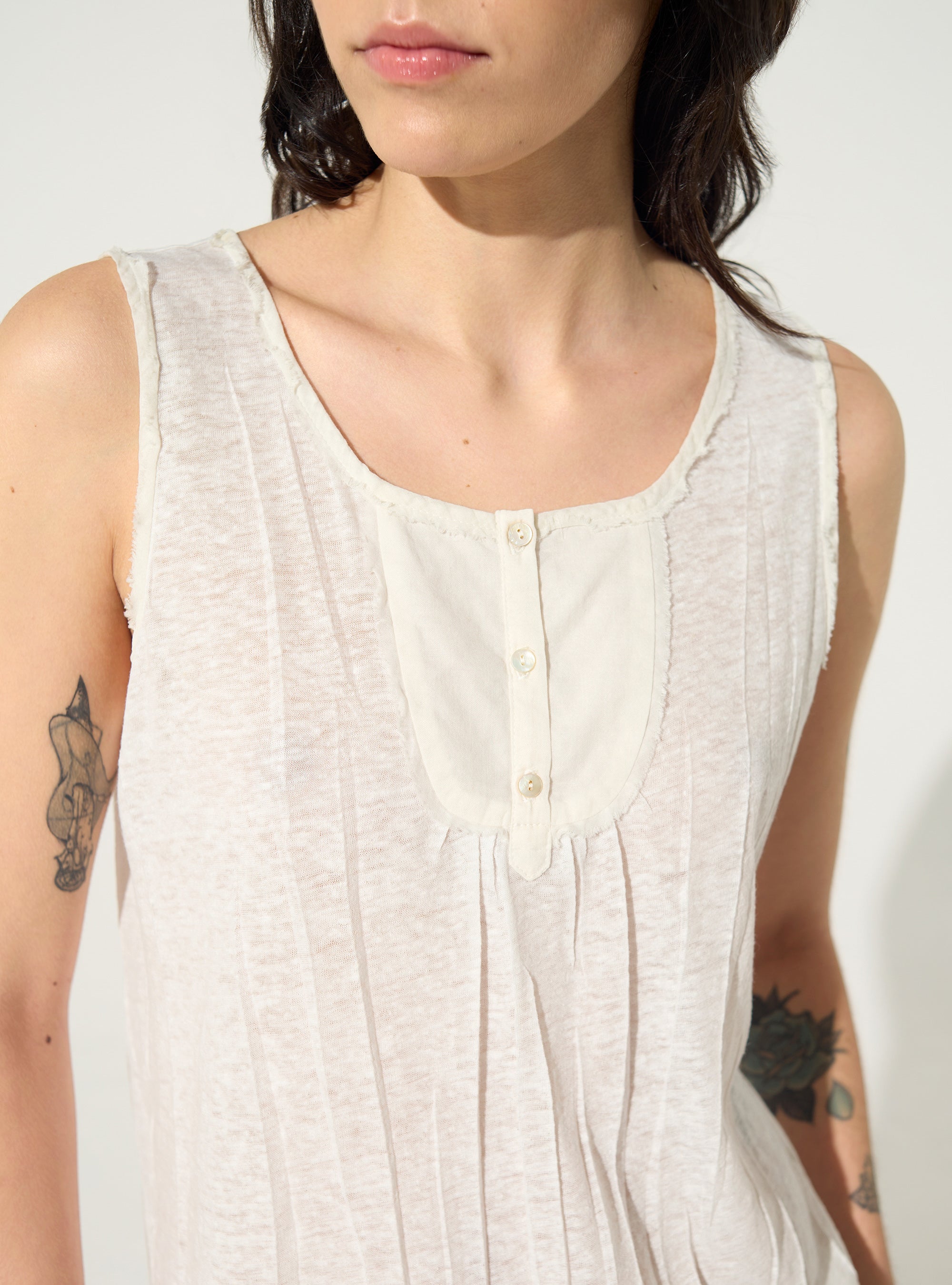 White pleated fitted tank top
