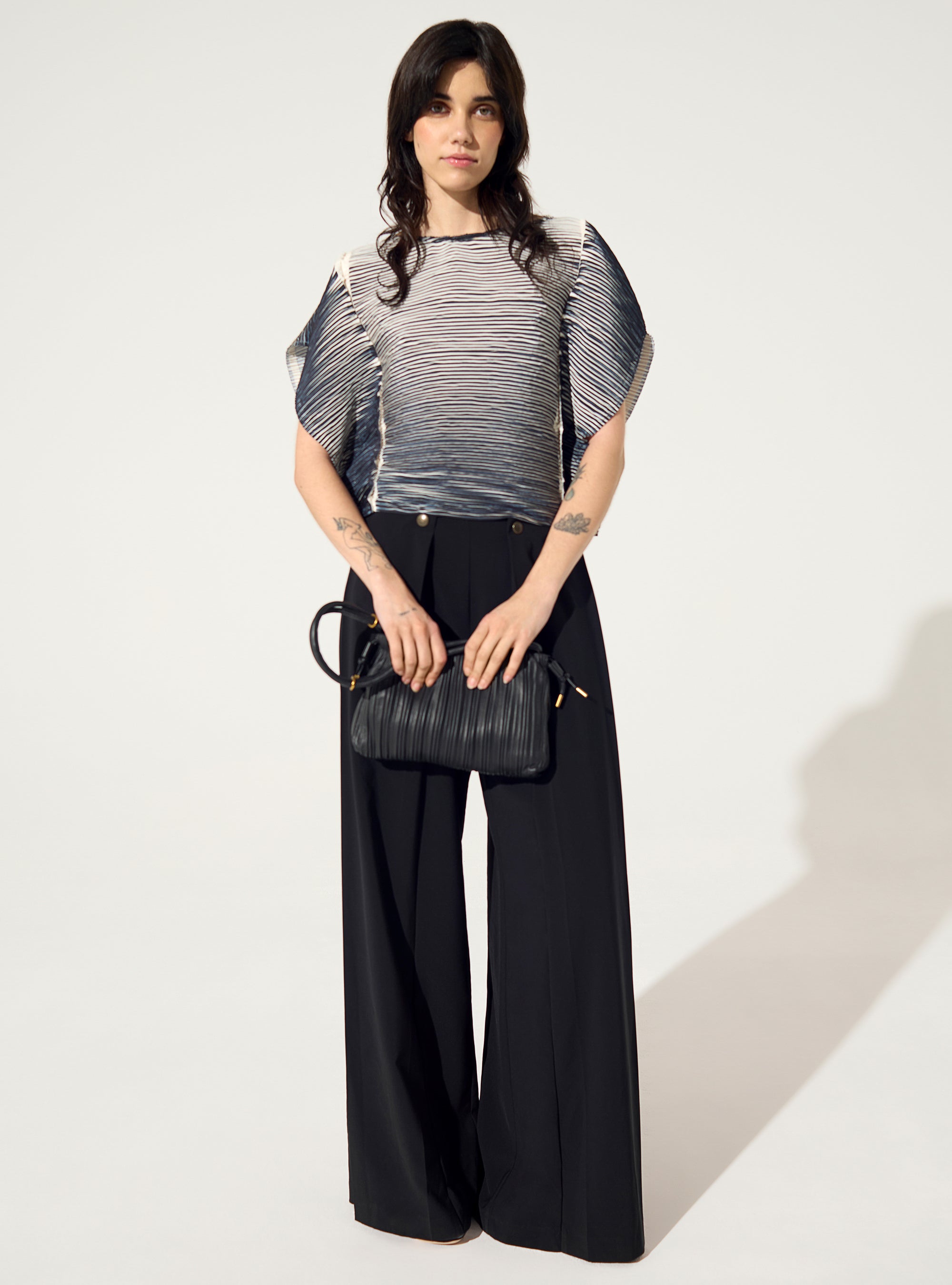 Blouse droite plissée noire