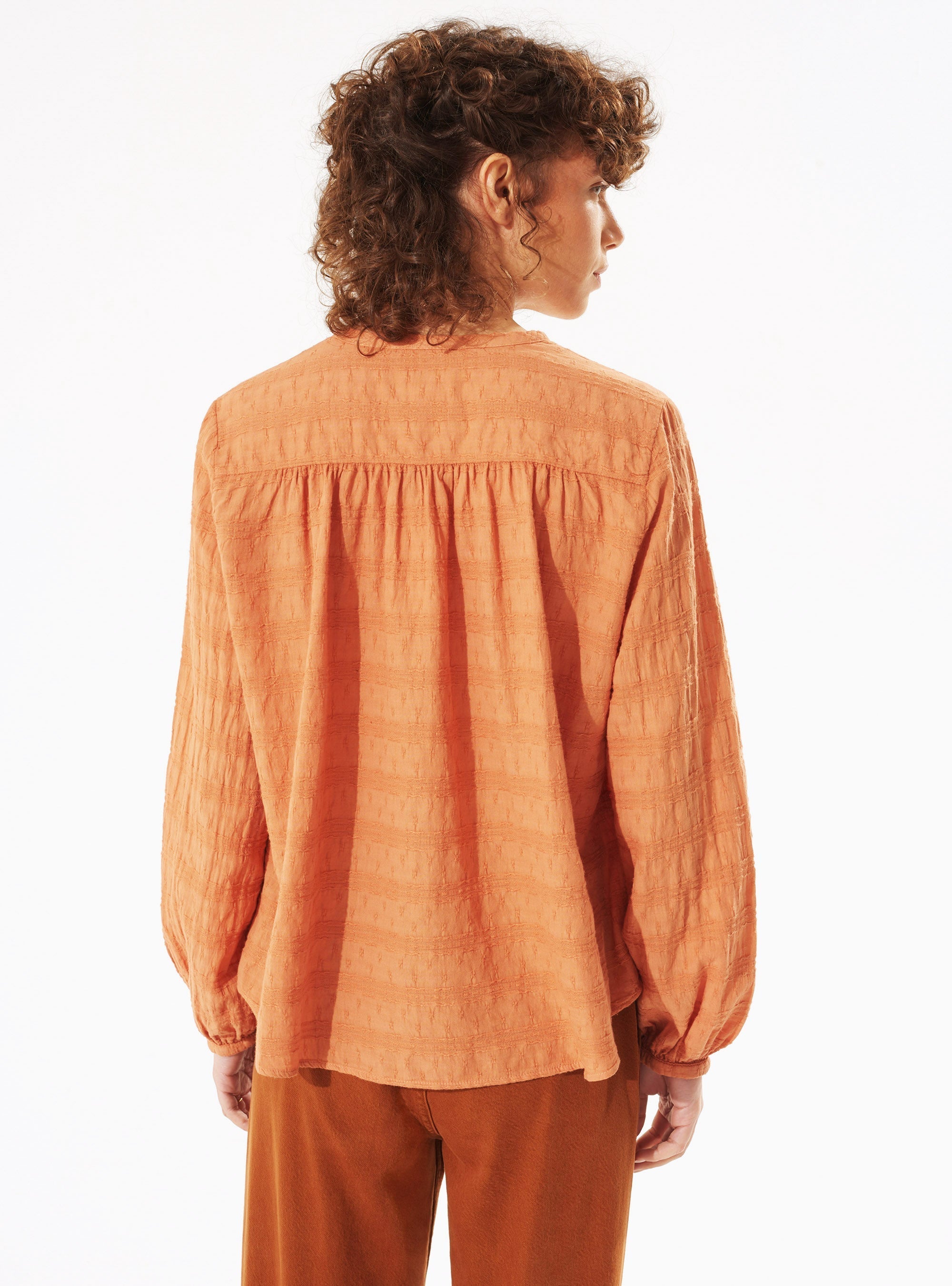 Blouse acoté