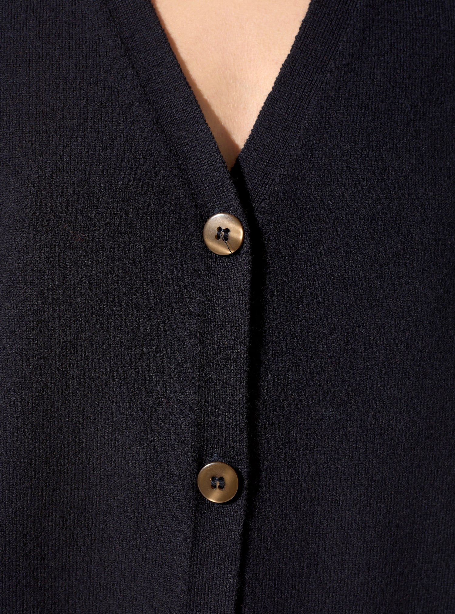 Sleeveless vest
