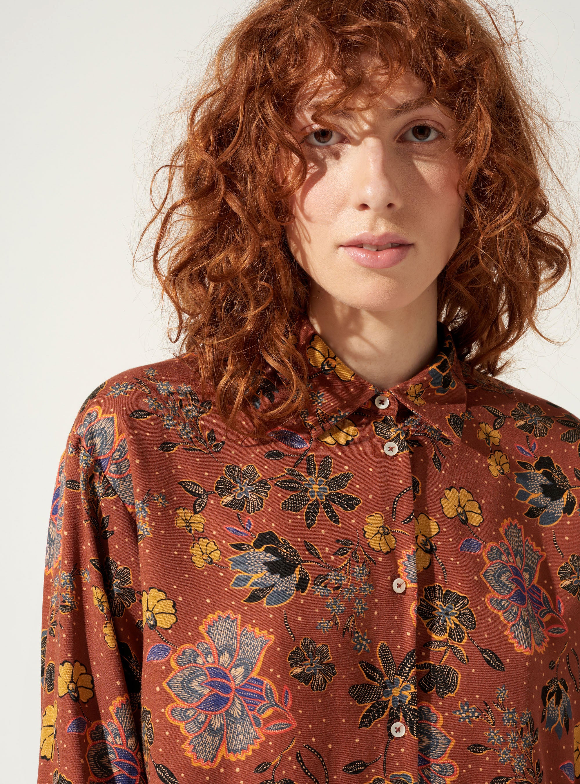 Lavaliere shirt