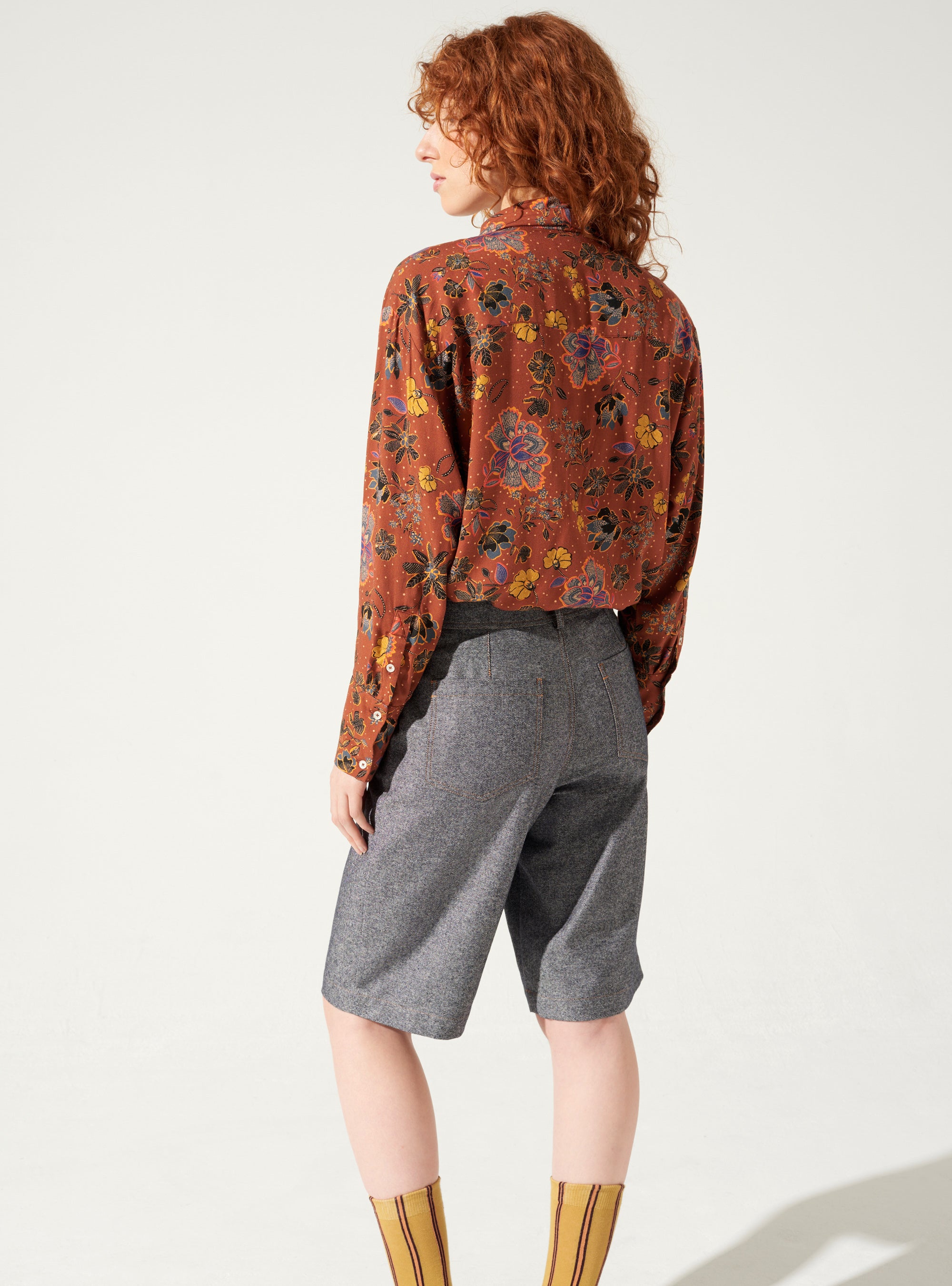 Lavaliere shirt