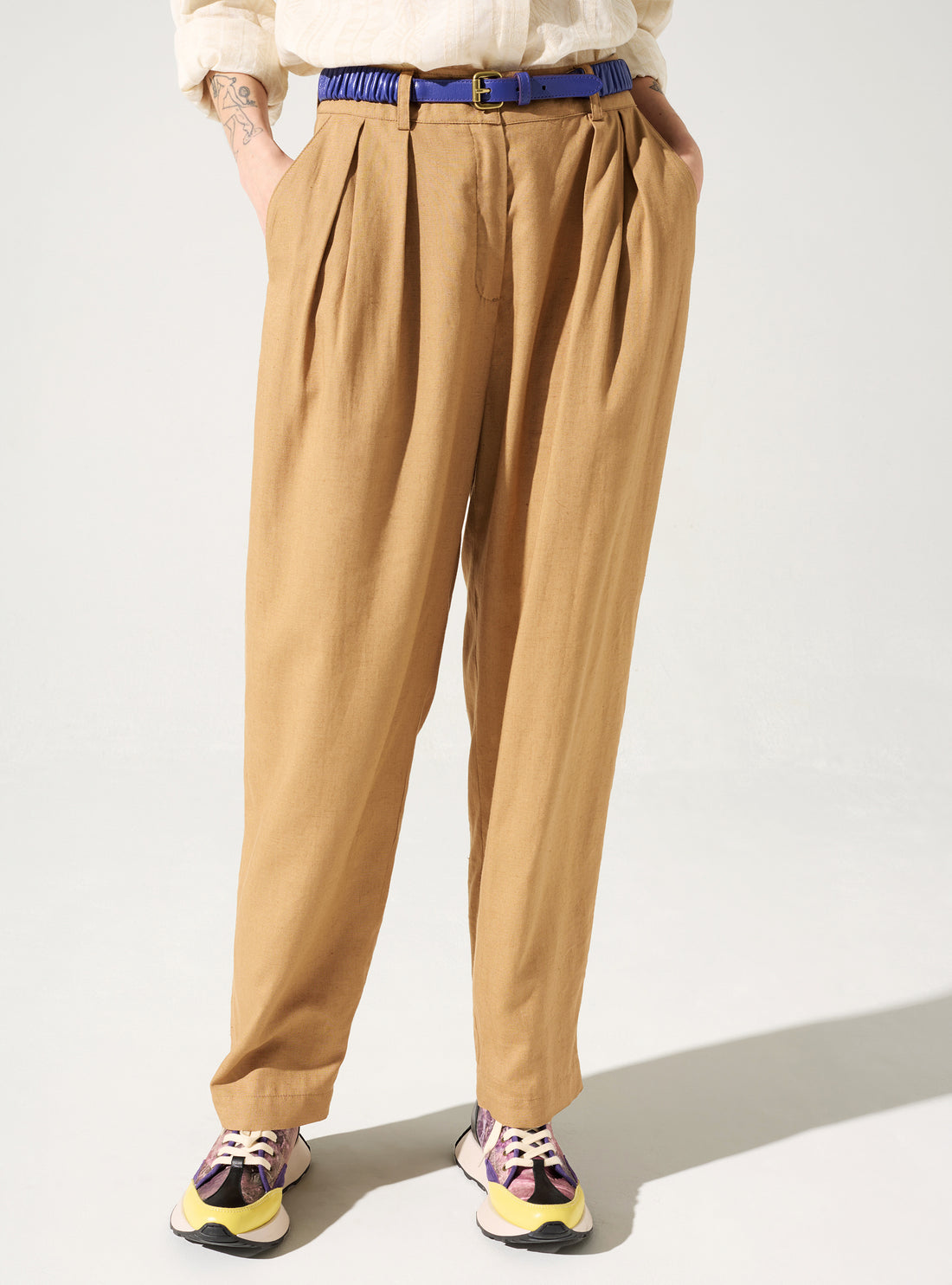 Straight pants