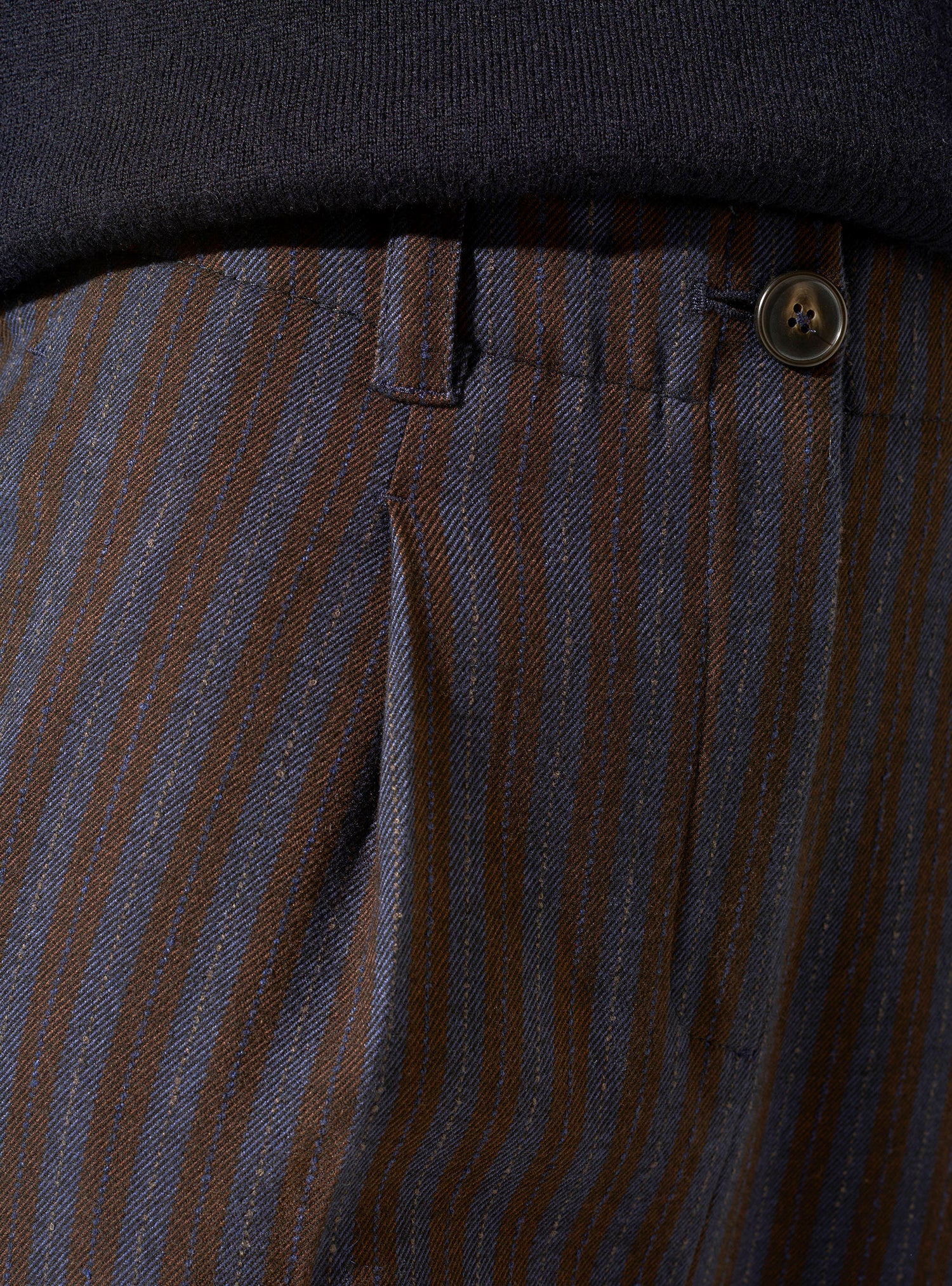 Straight pants