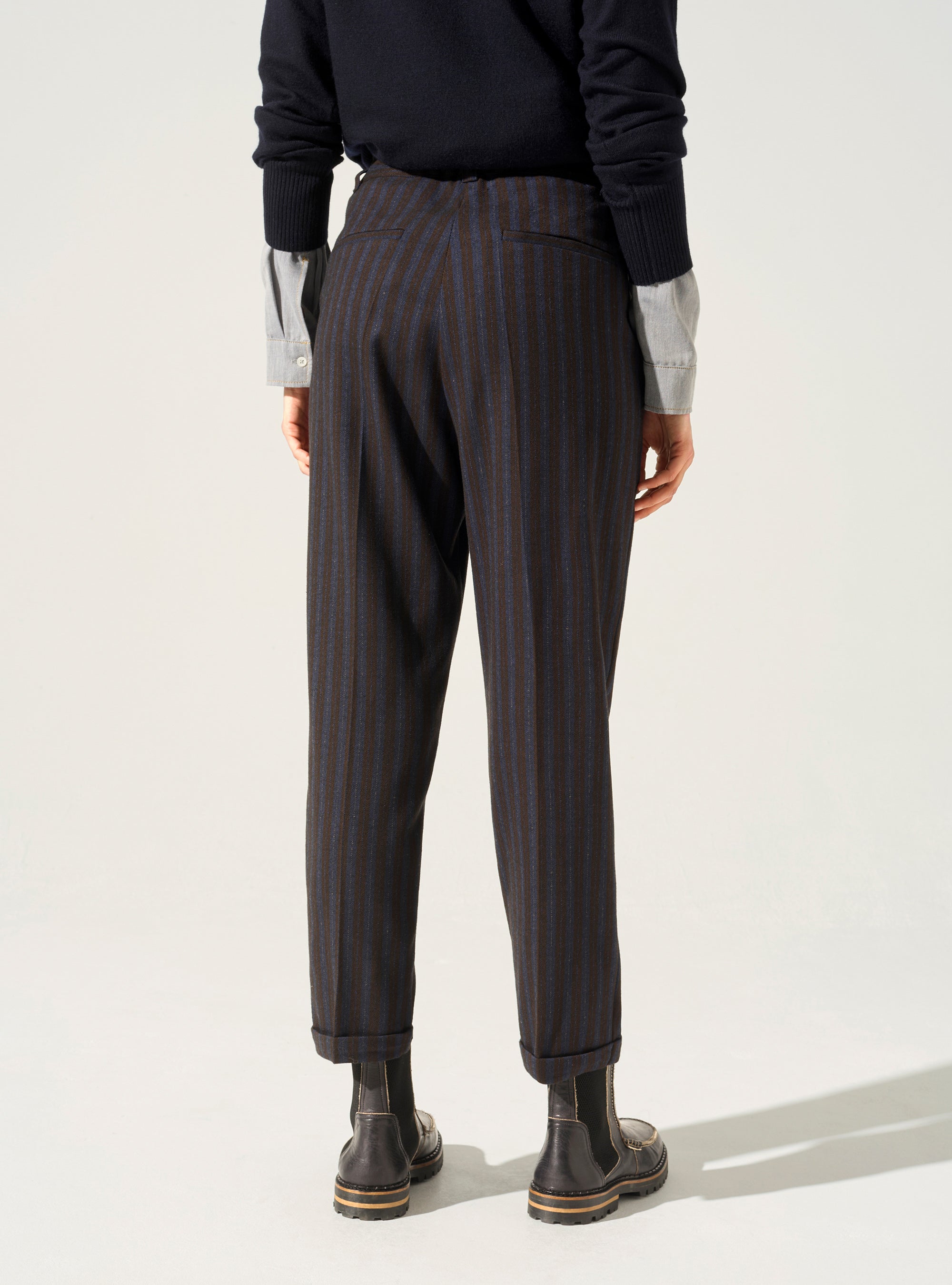 Straight pants