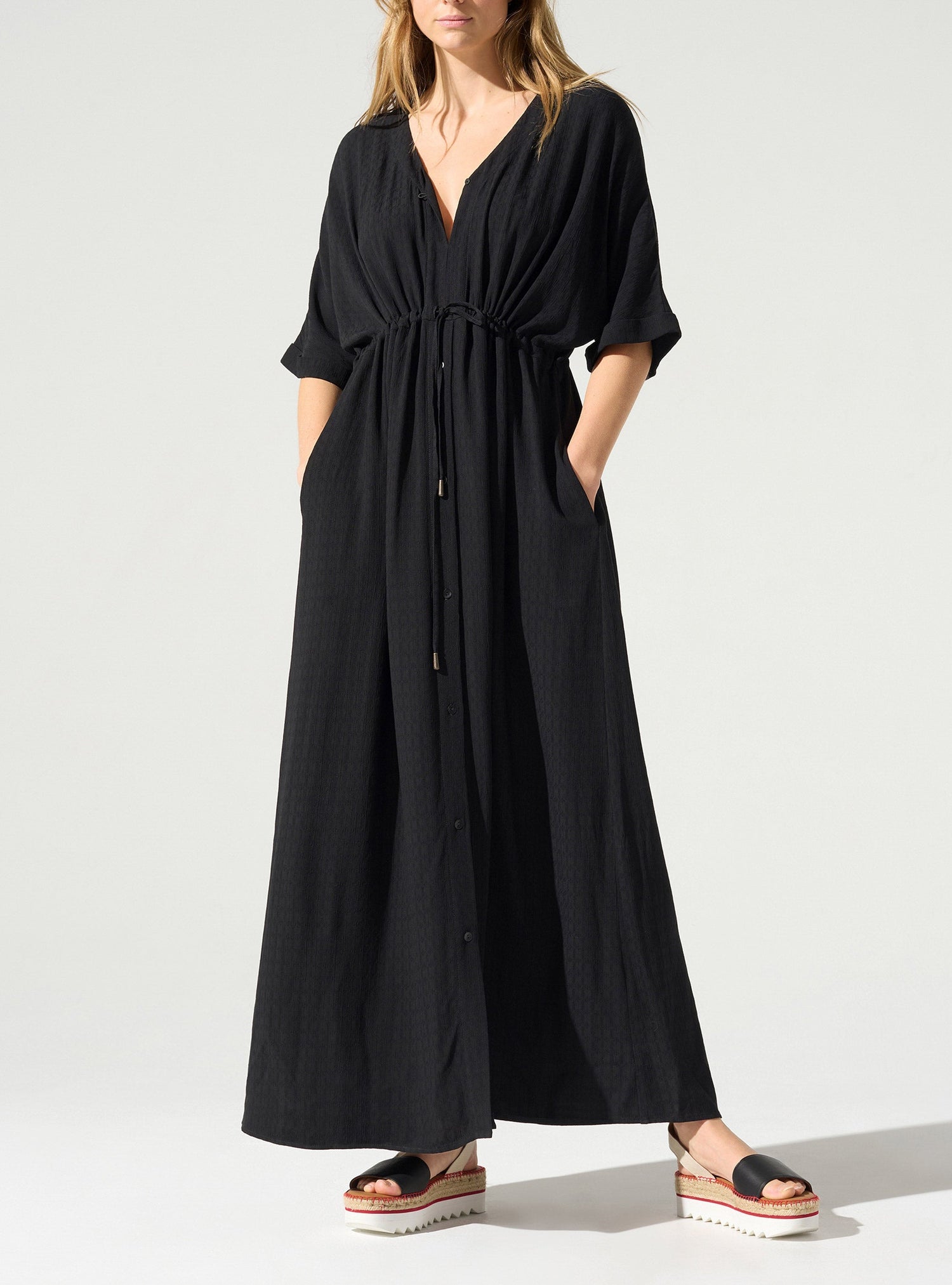 Robe longue et ample acoté 