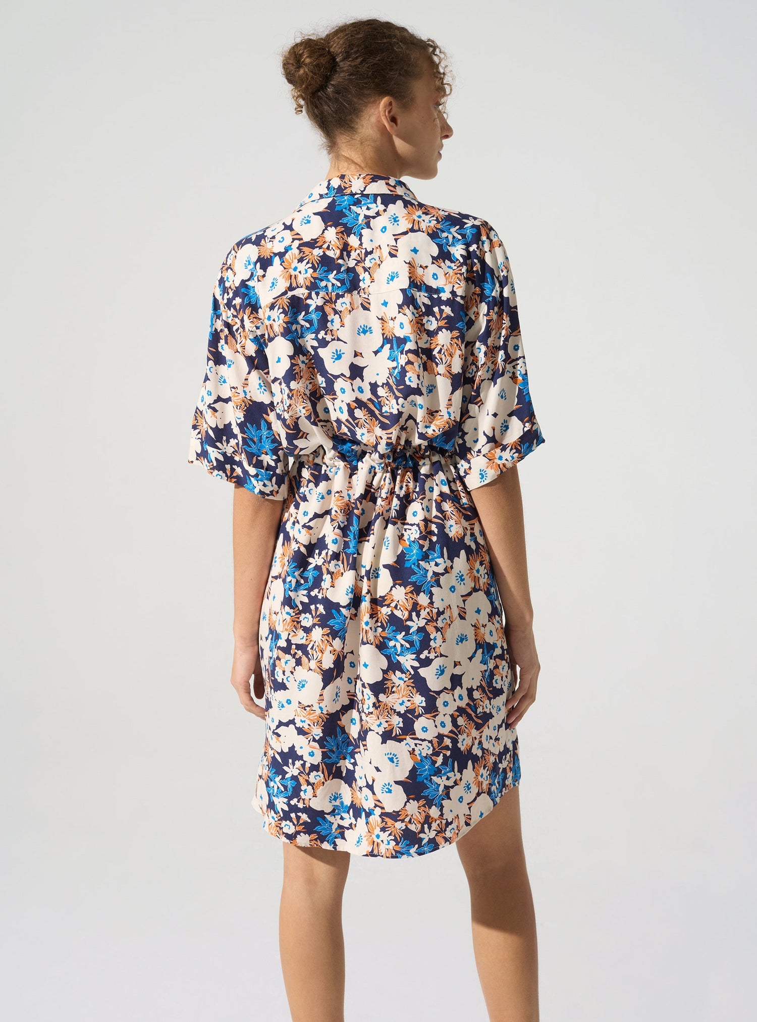 Robe chemise courte acoté 