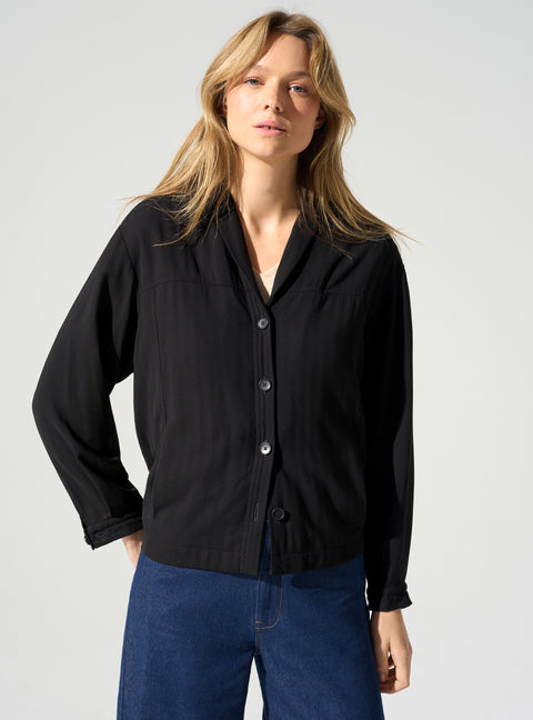Fließende Jacke