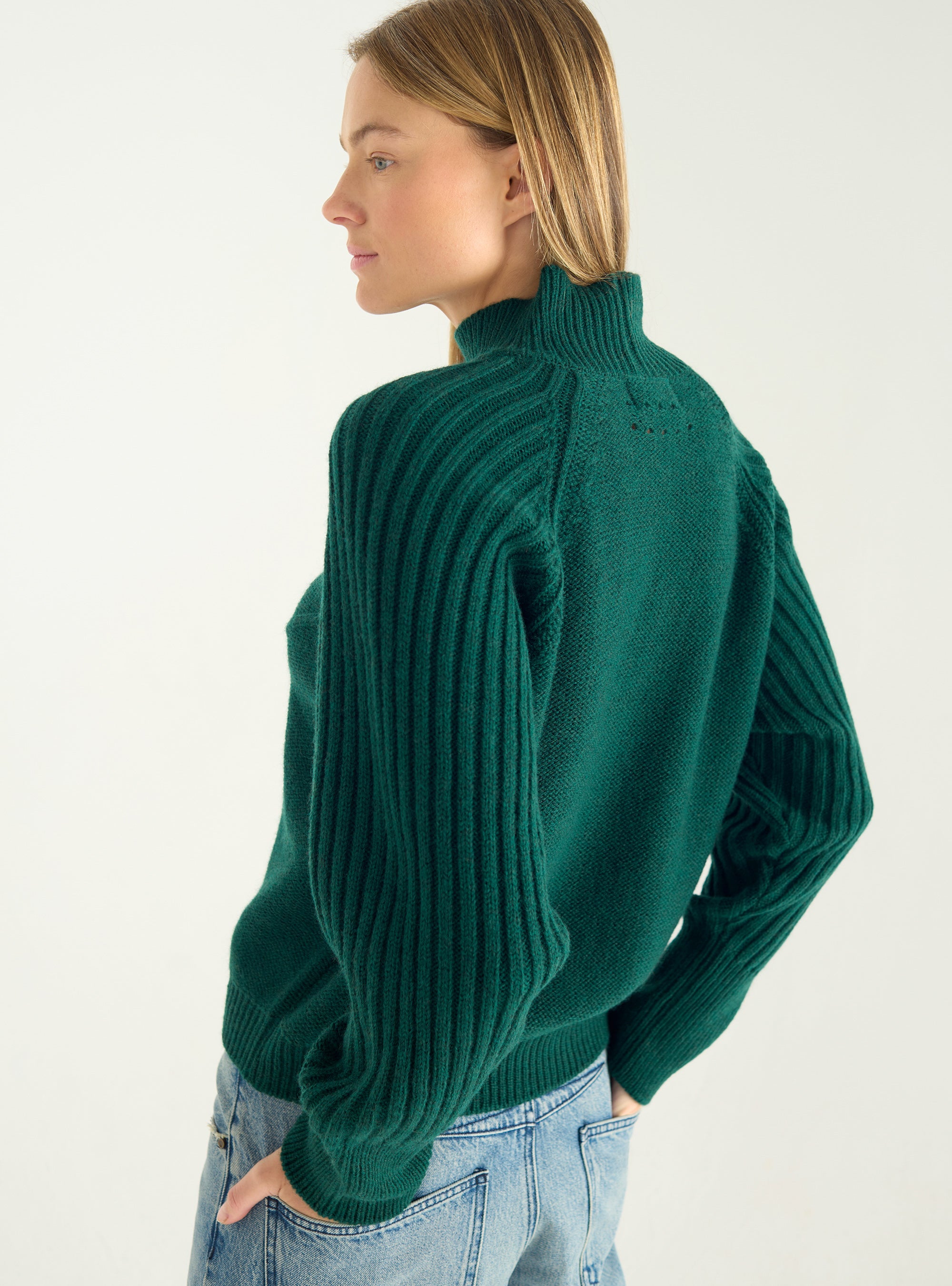 Pull torsadé en laine italienne