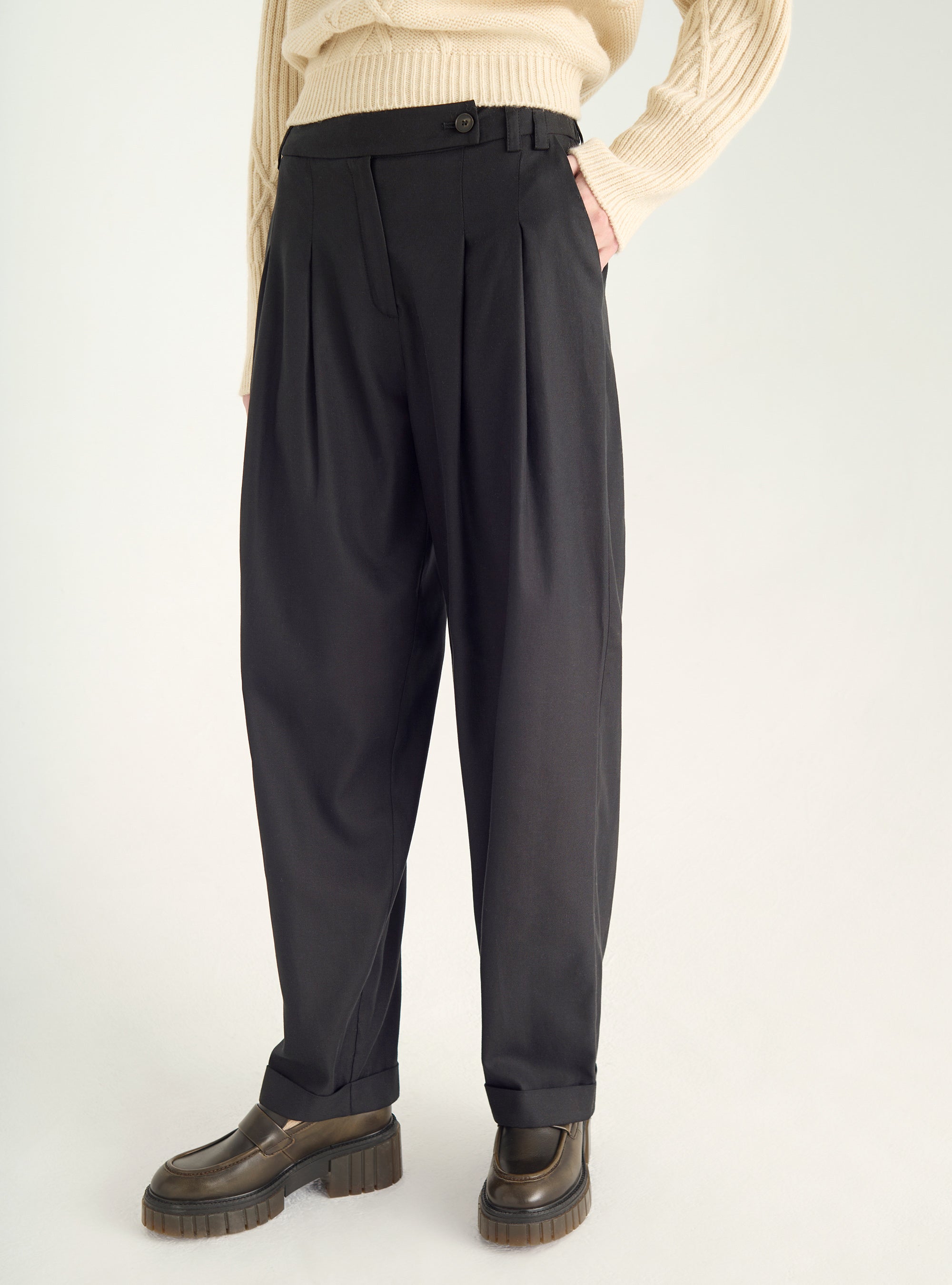 Pantalon large chevronné