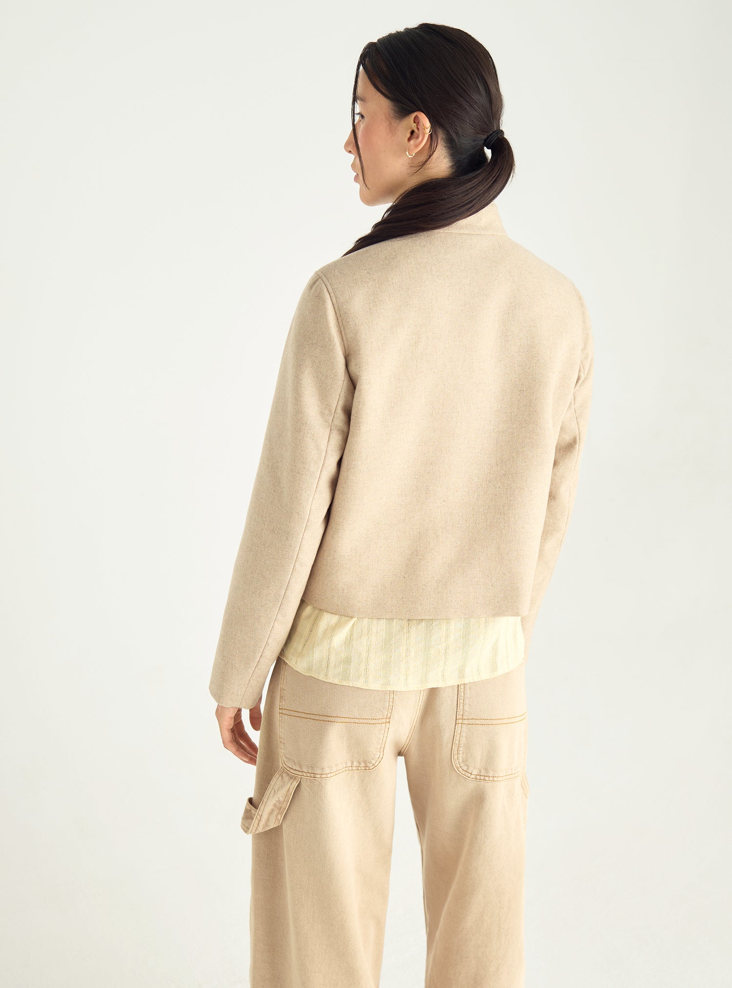 Short woolen jacket