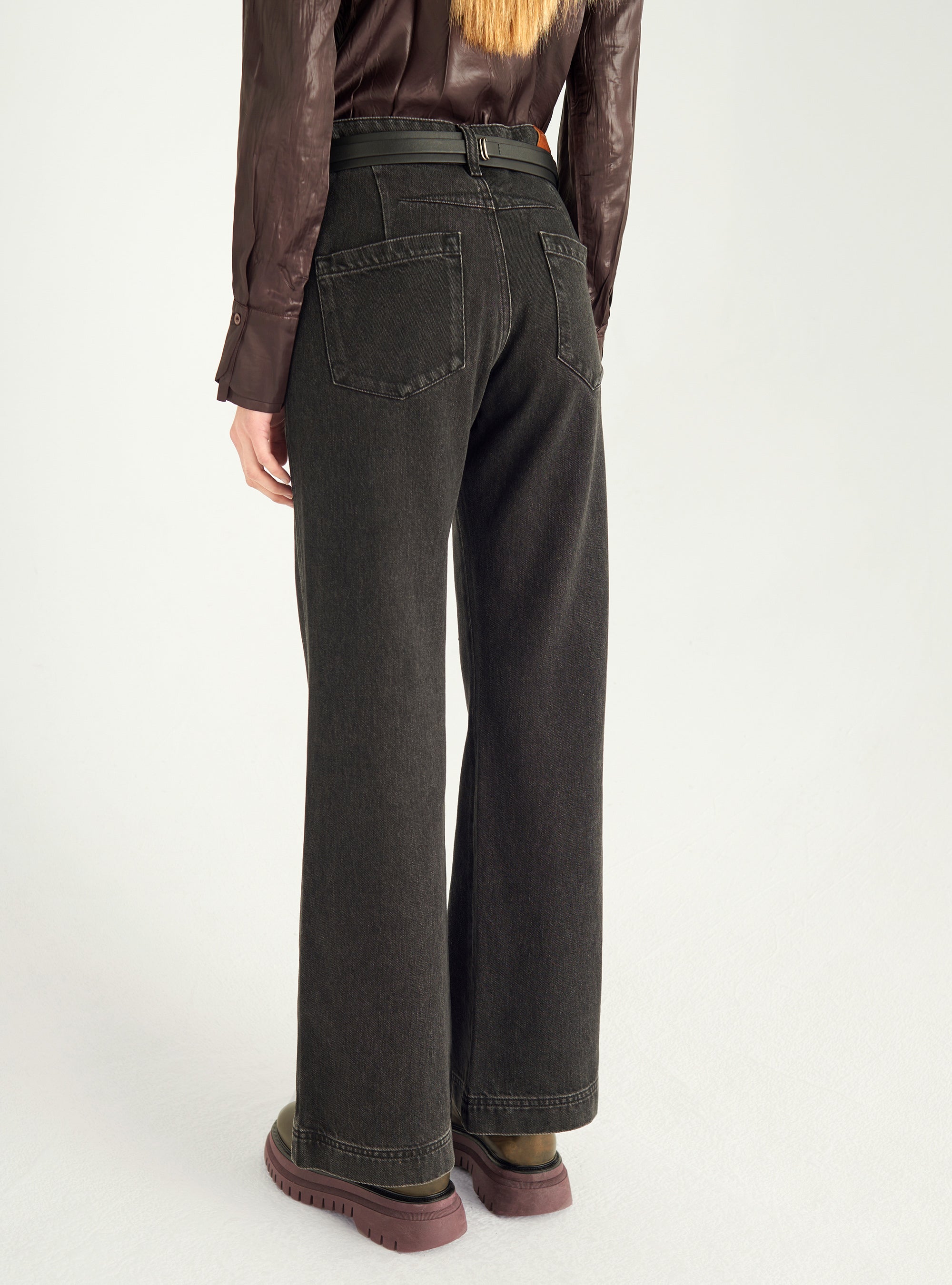 Bootcut-Jeans mit hoher Taille