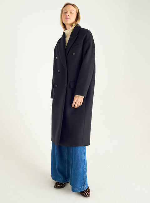 Manteau long croisé en drap de laine recyclée