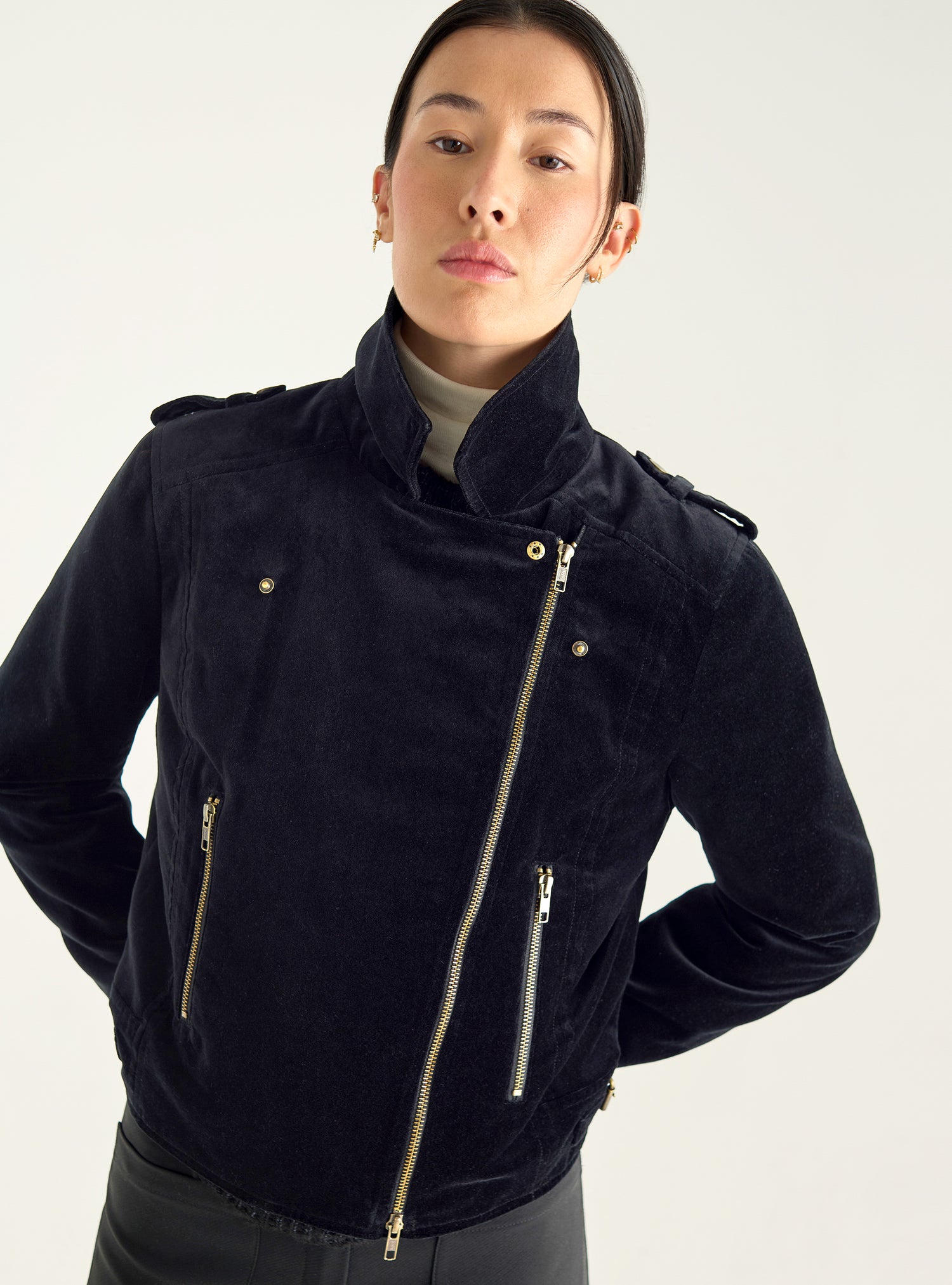 Kurze Perfecto-Jacke aus Samt