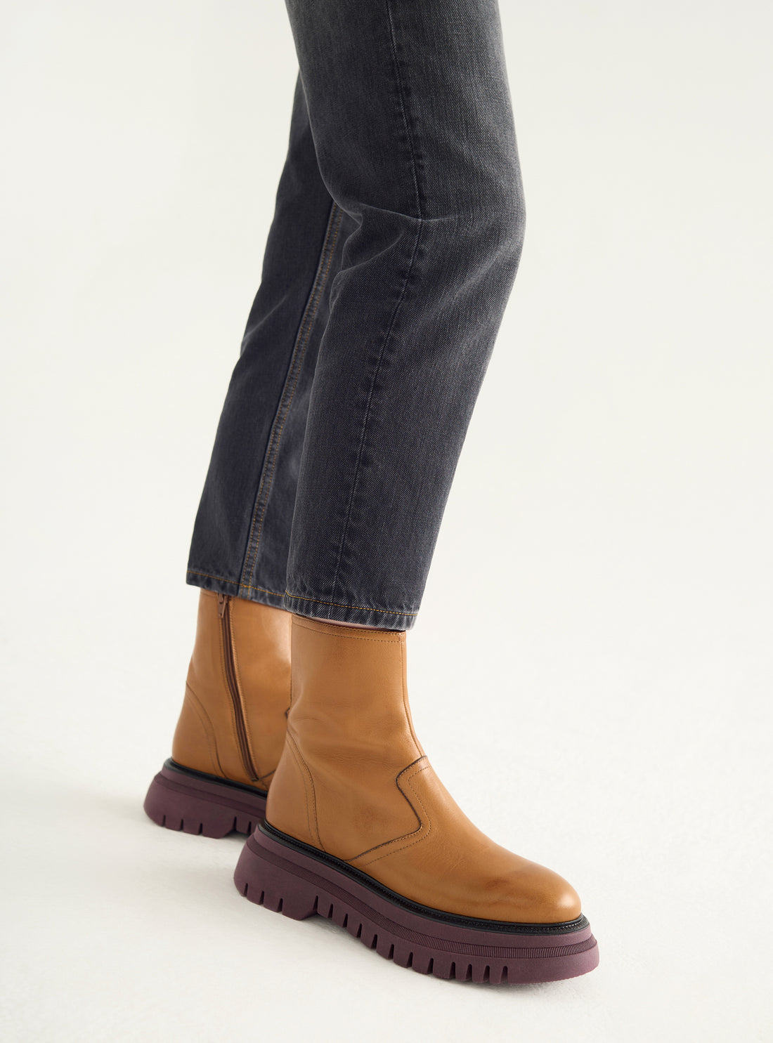 Hellbraune Stiefeletten aus Leder