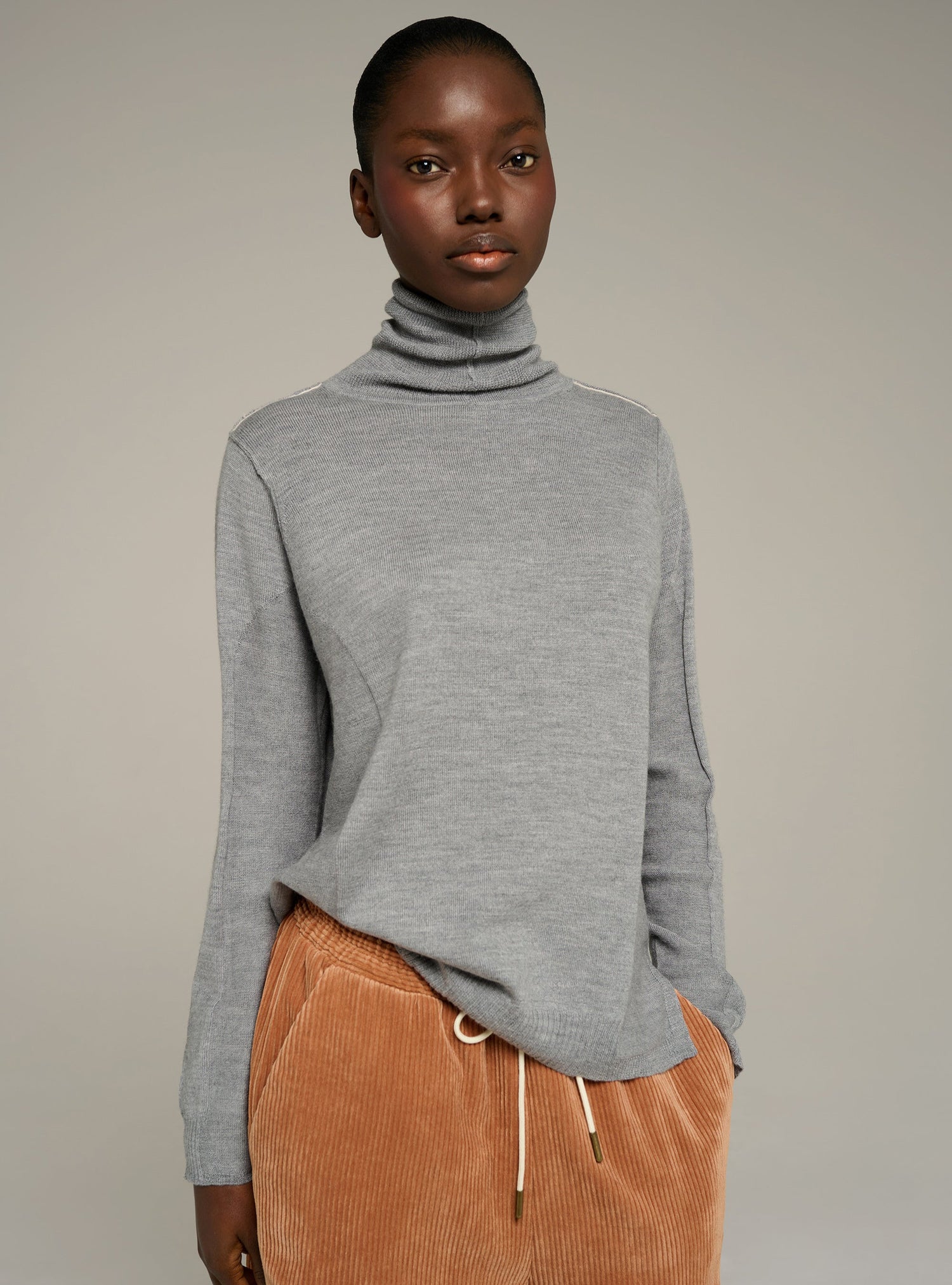 Cotélac acoté pull col roulé maille fine en laine