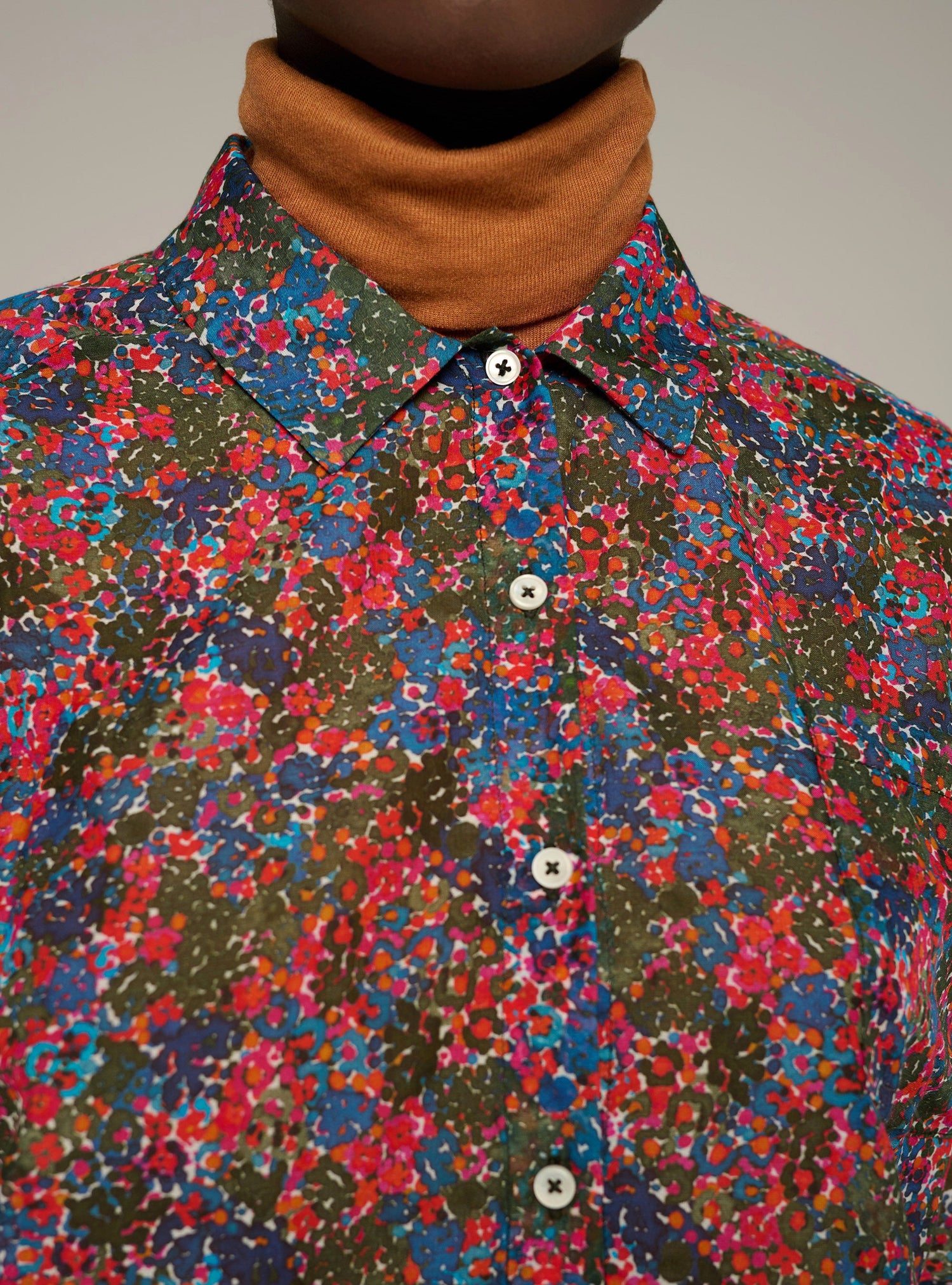 Cotélac acoté chemise manches longues imprimée en voile de coton et soie