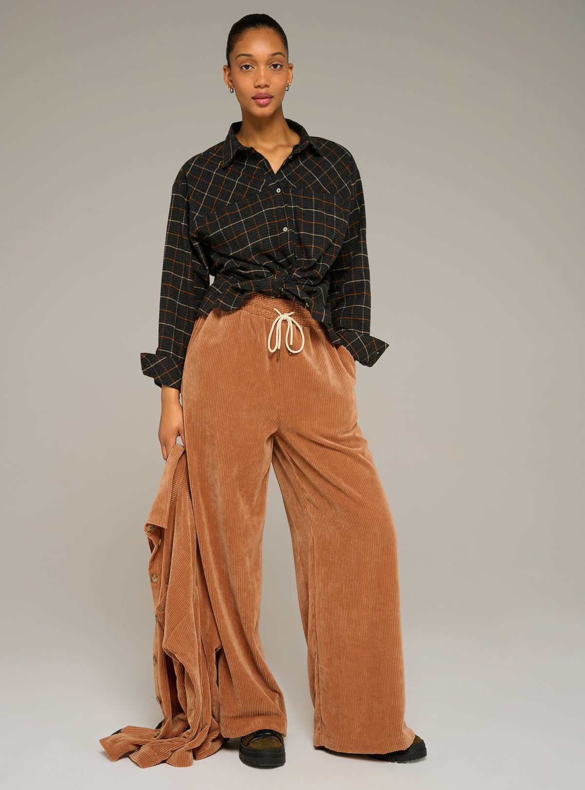 Cotélac acoté pantalon large taille haute en velours grosses côtes