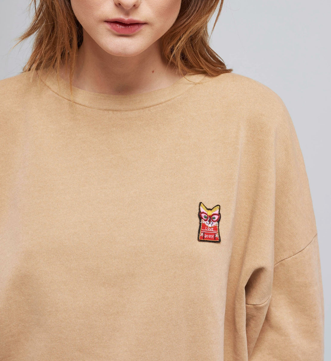 Sweatshirt