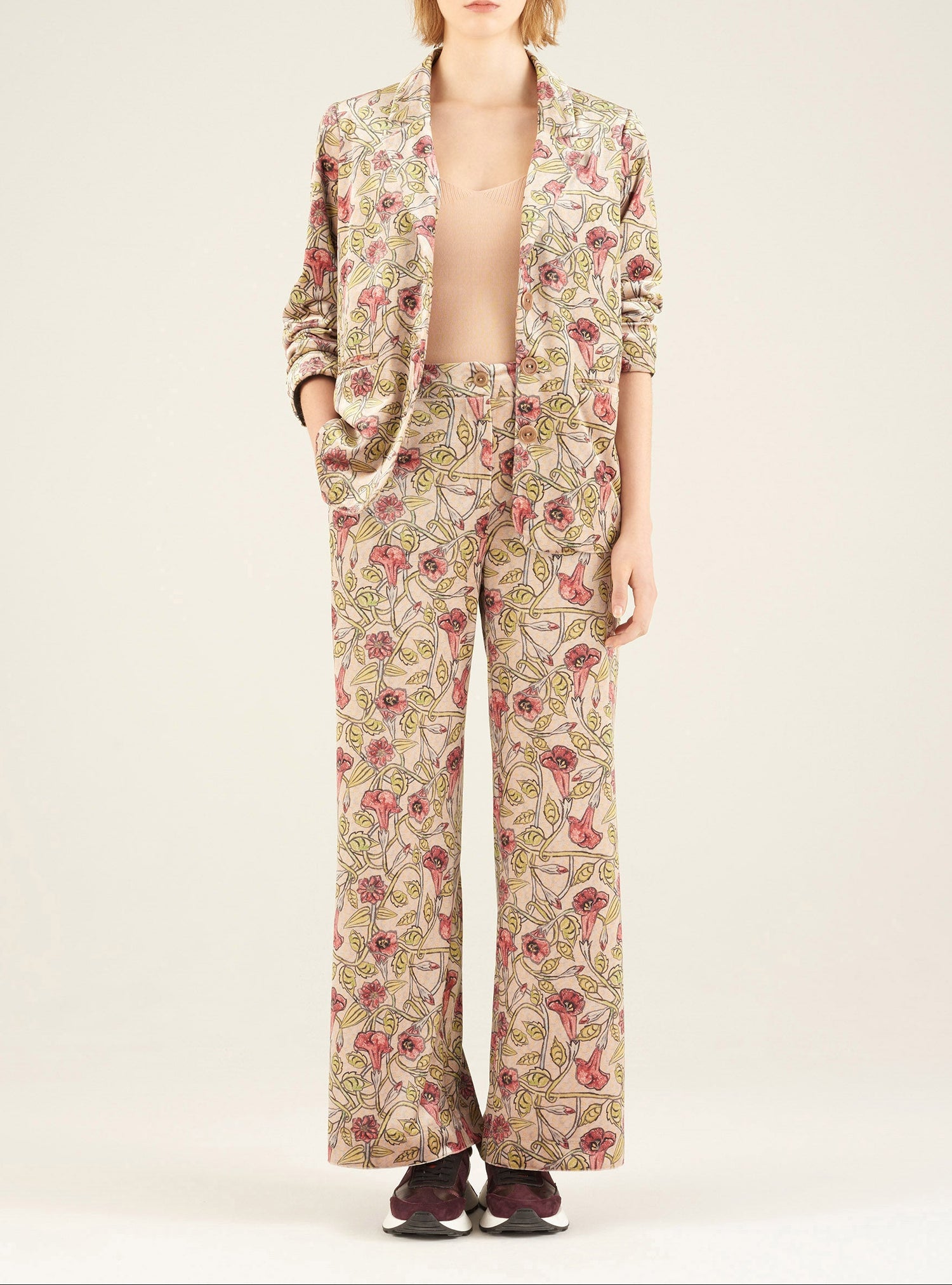 Hose mit weitem Bein