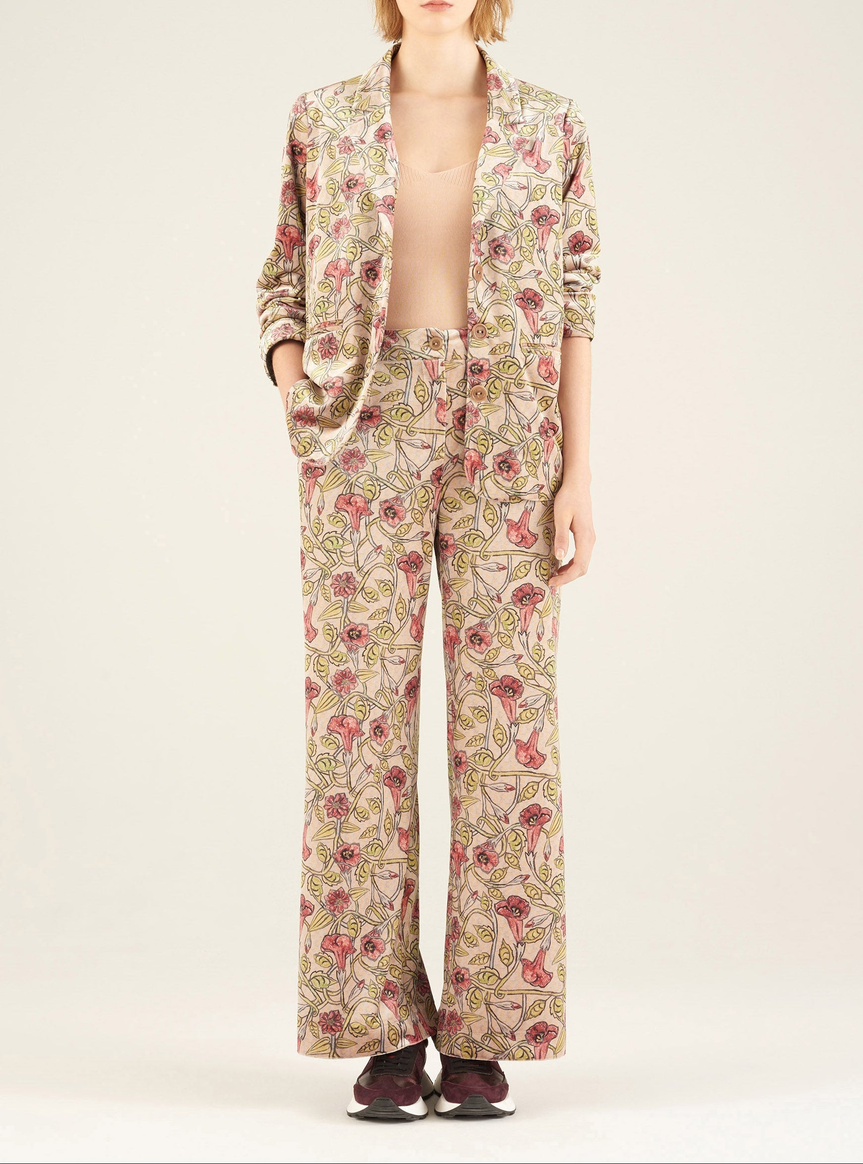 Hose mit weitem Bein