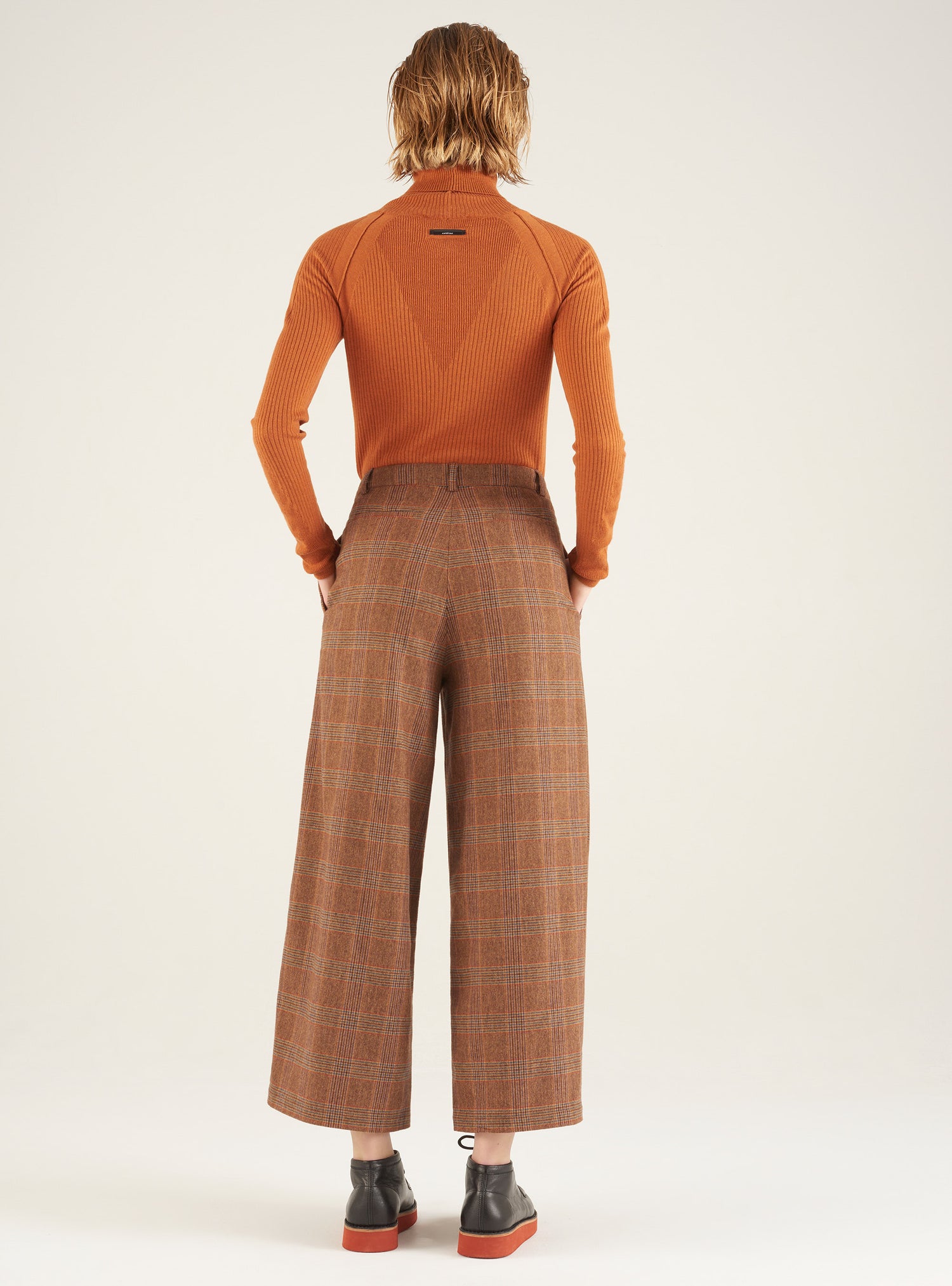 Hose mit weitem Bein