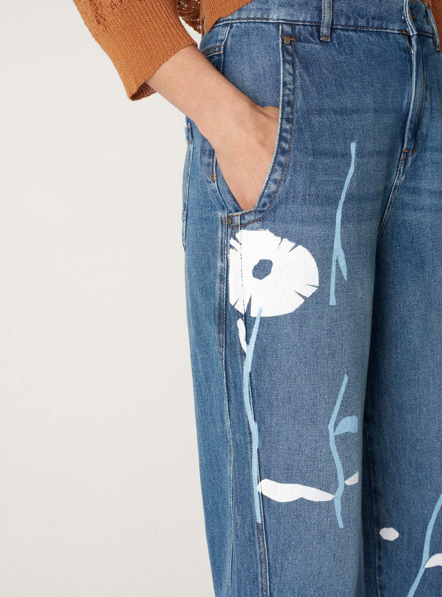 High-Waist Mom-Jeans